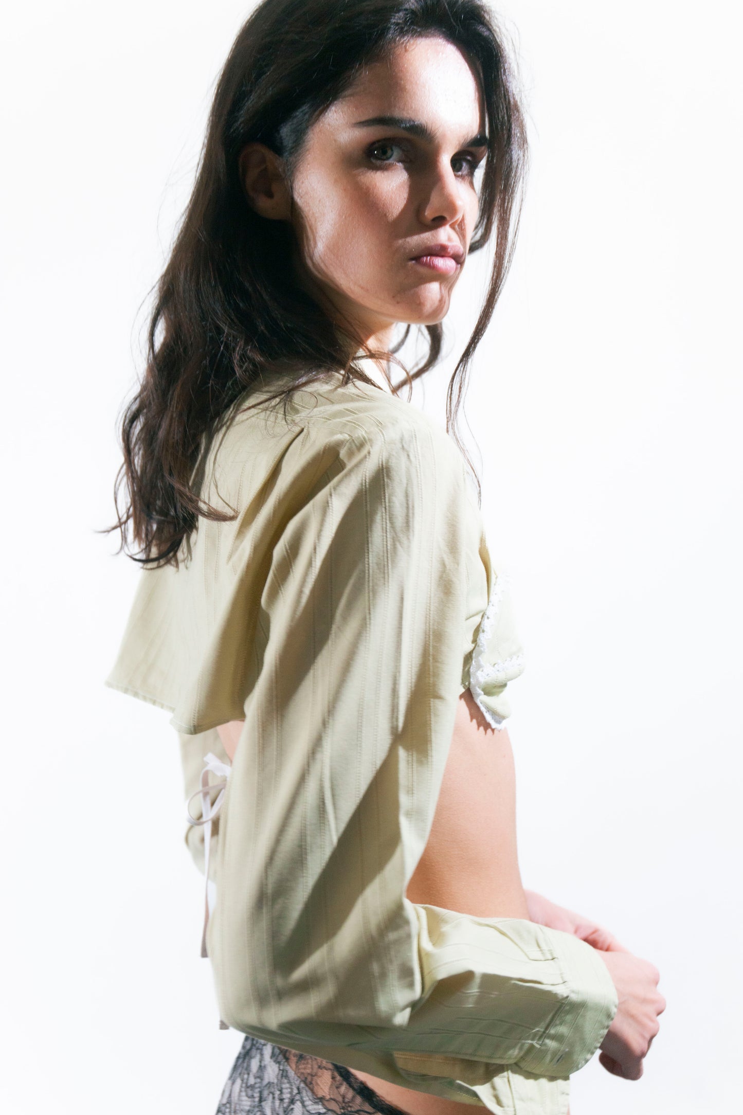 HANDKERCHIEF OLIVE SHIRT