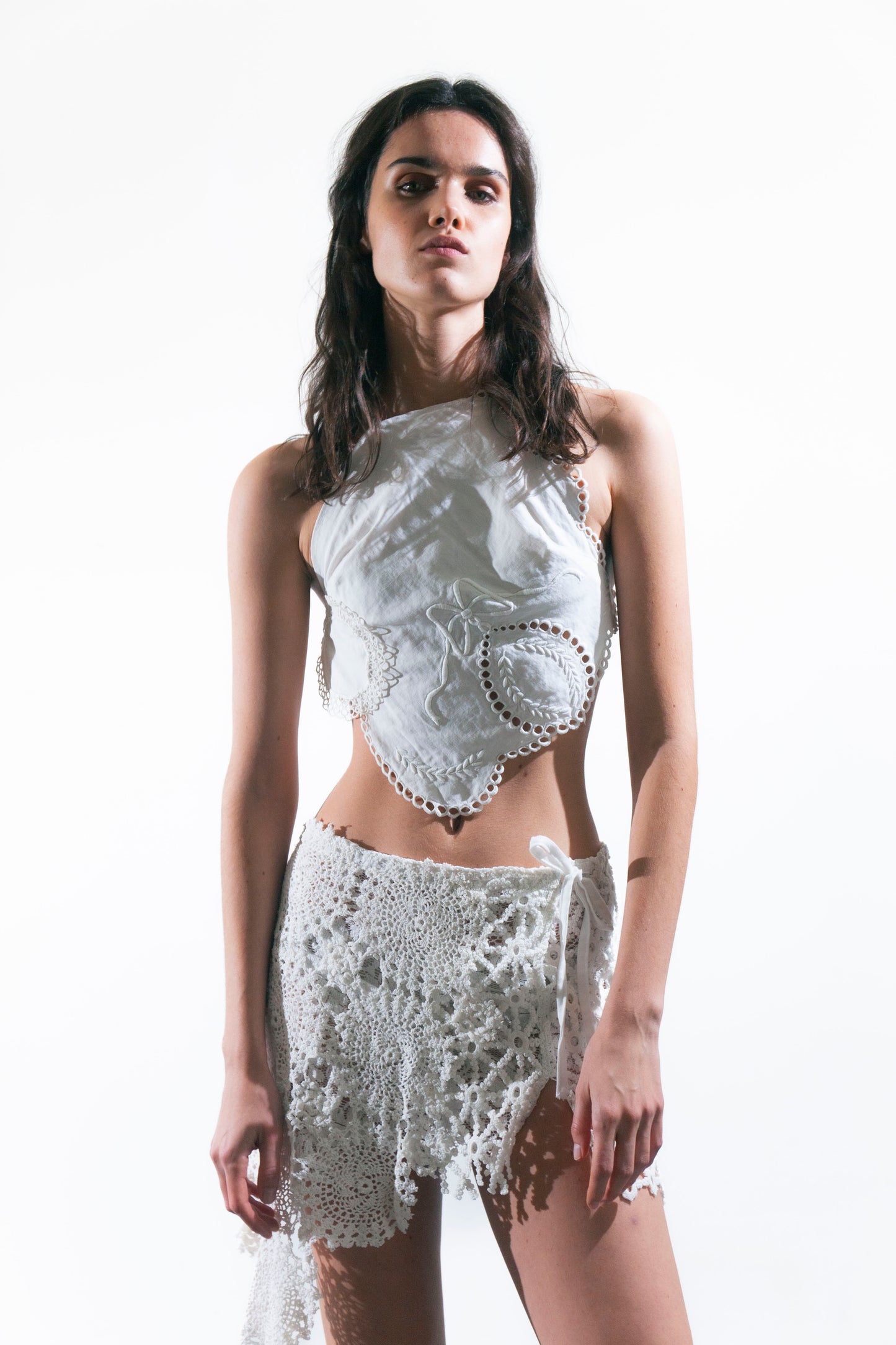 HANDKERCHIEF HALTER TOP
