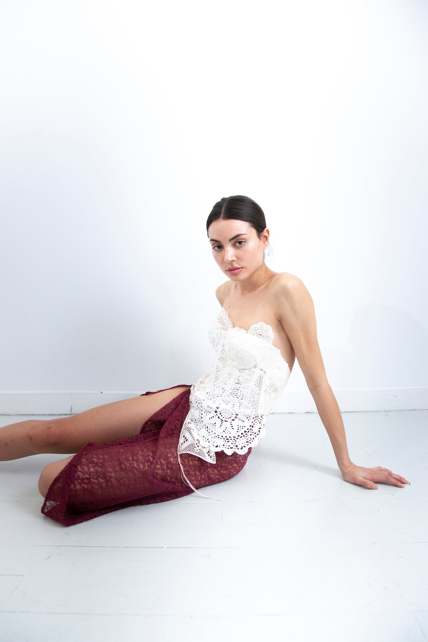 SAVANA LACE SKIRT