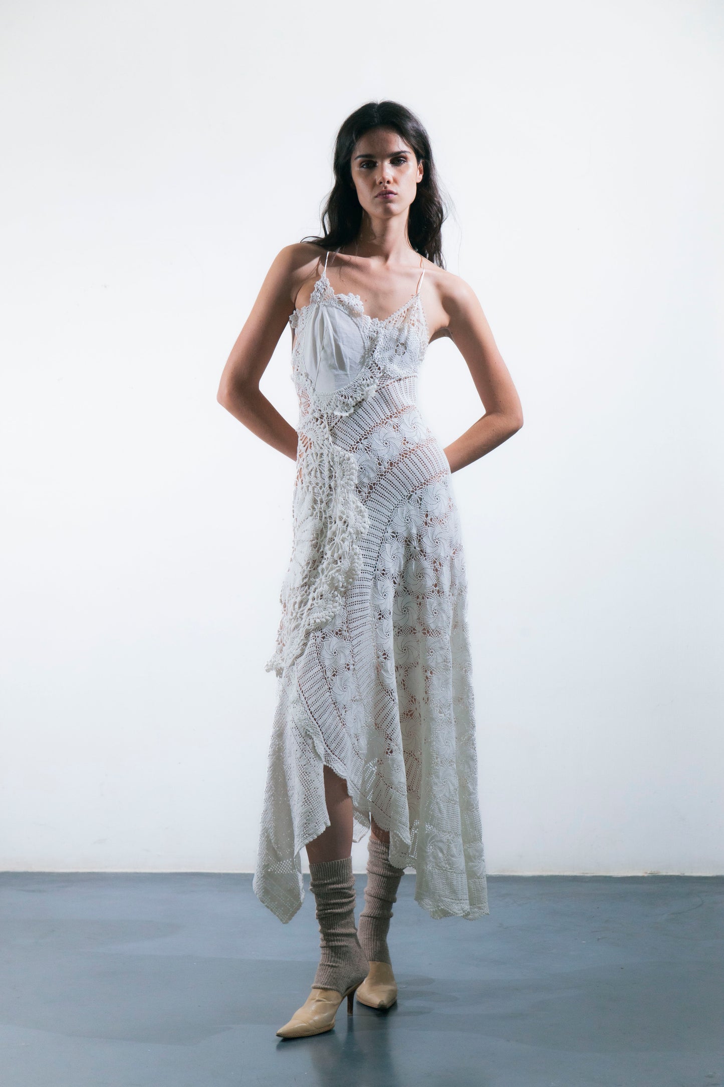 HANDKERCHIEF DRESS MAXI