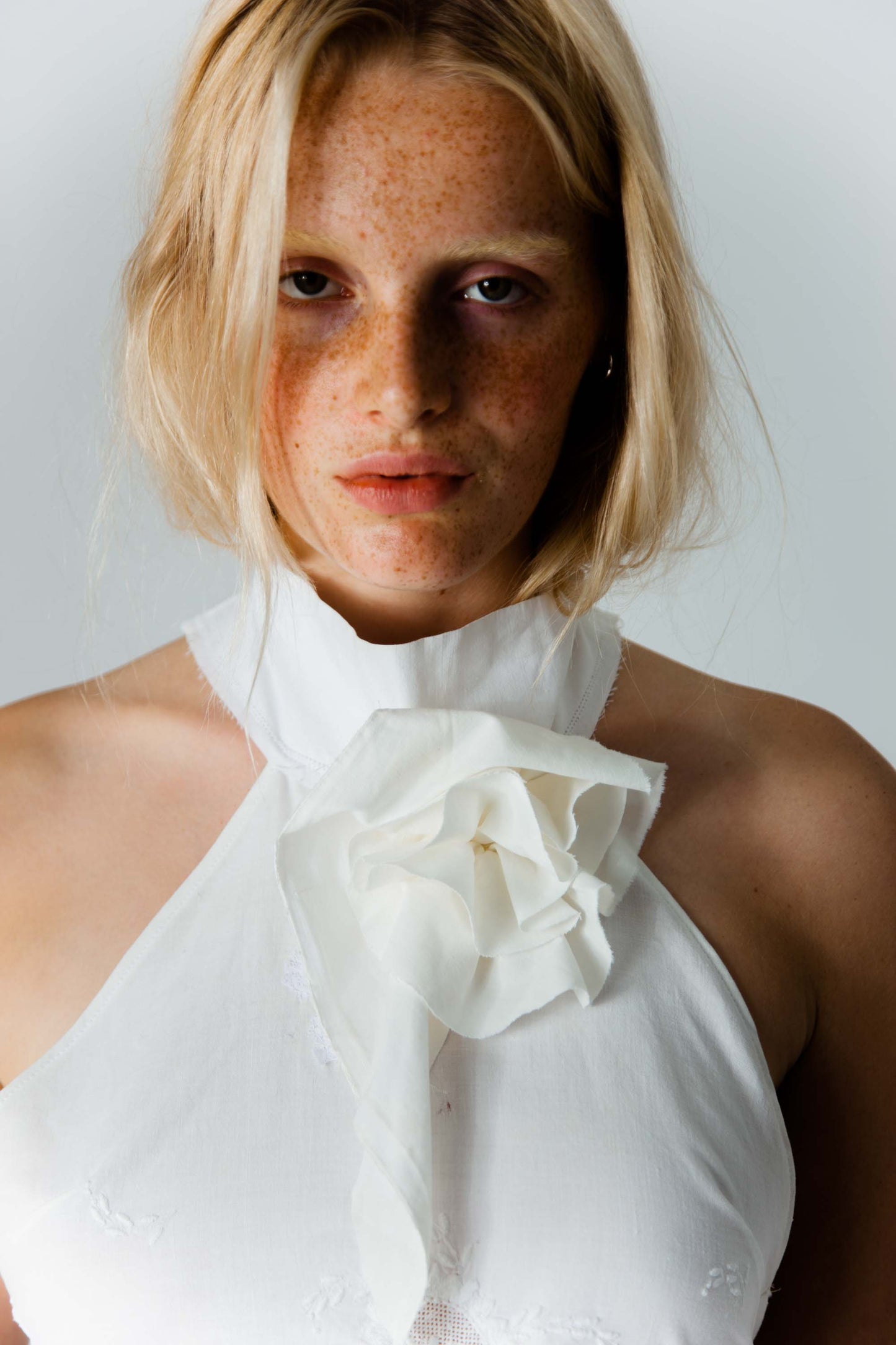 SAVANA TOP HALTER FLORA WHITE