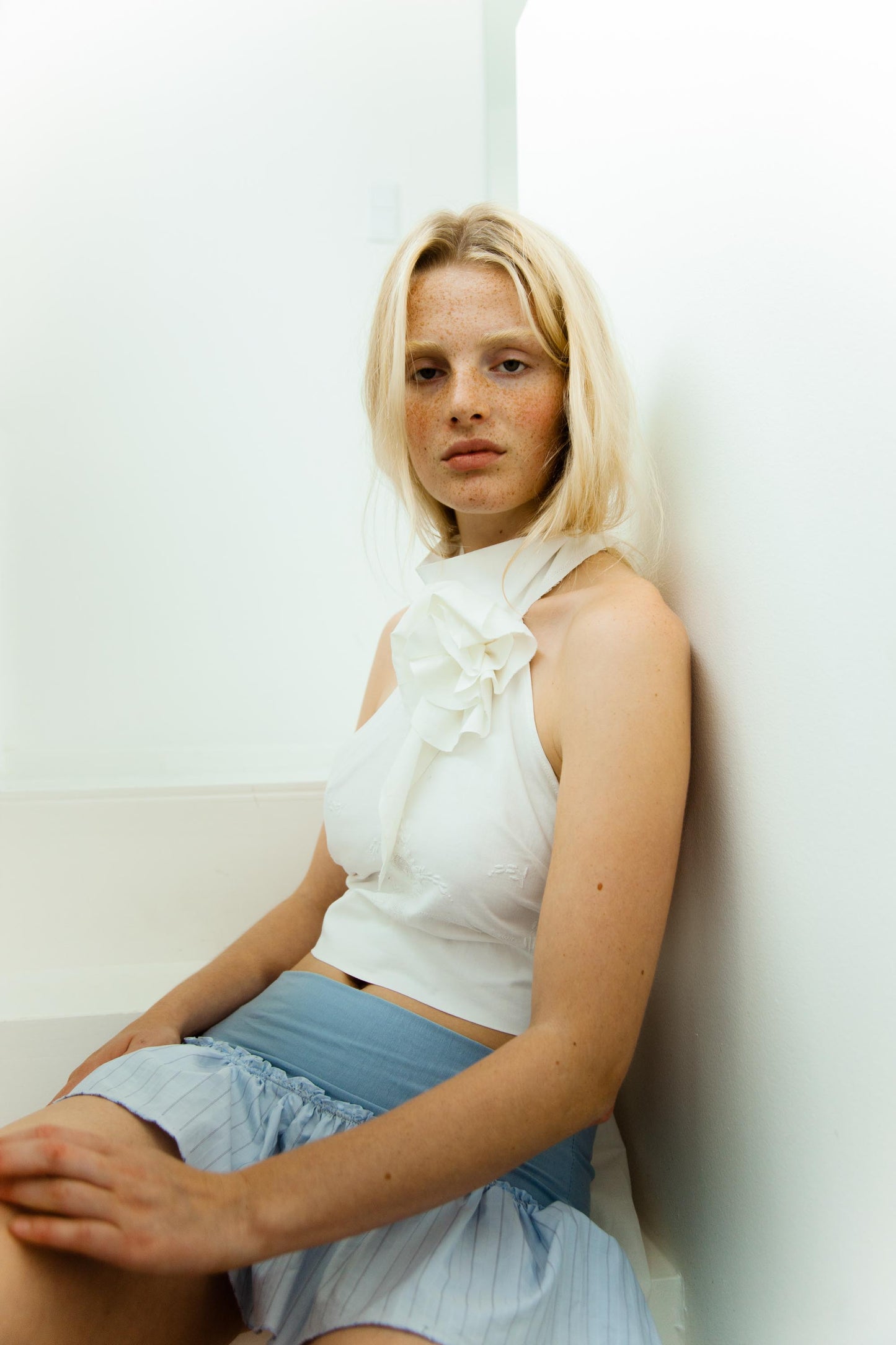 SAVANA TOP HALTER FLORA WHITE