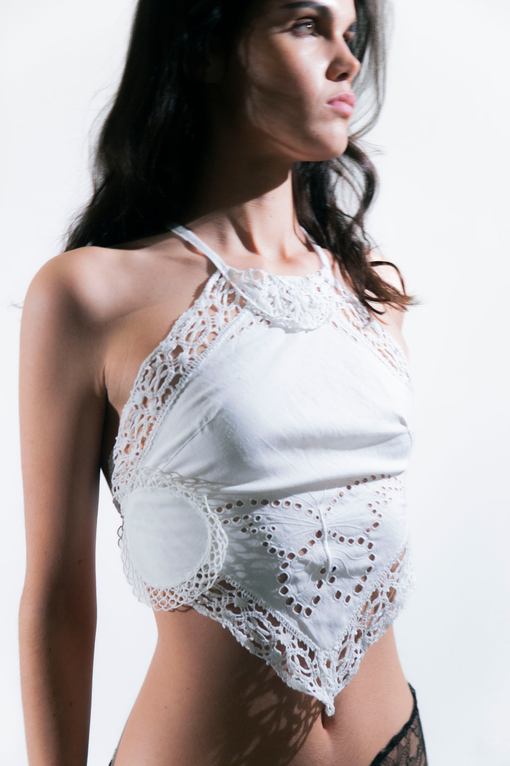 HANDKERCHIEF HALTER TOP