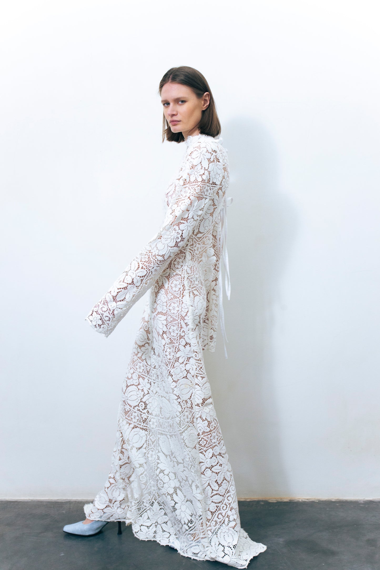 LUMIO LACE DRESS WHITE