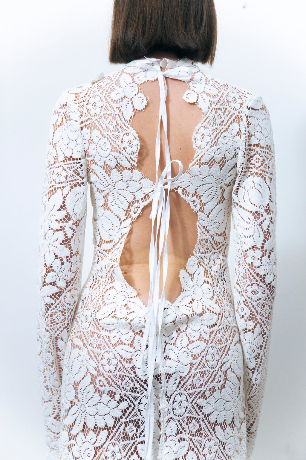 LUMIO LACE DRESS WHITE