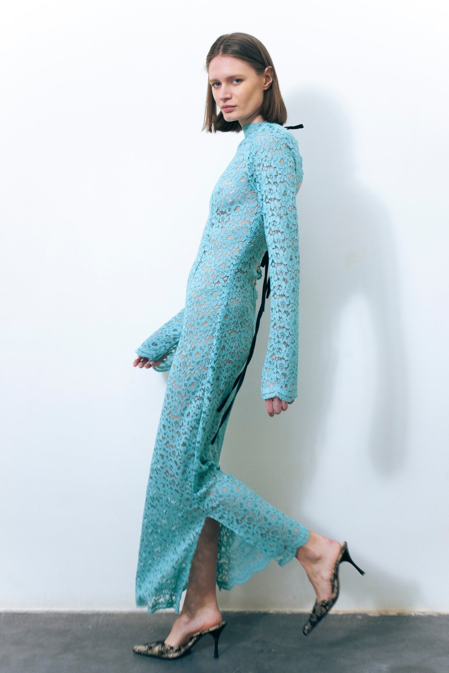 LUMIO LACE DRESS TEAL