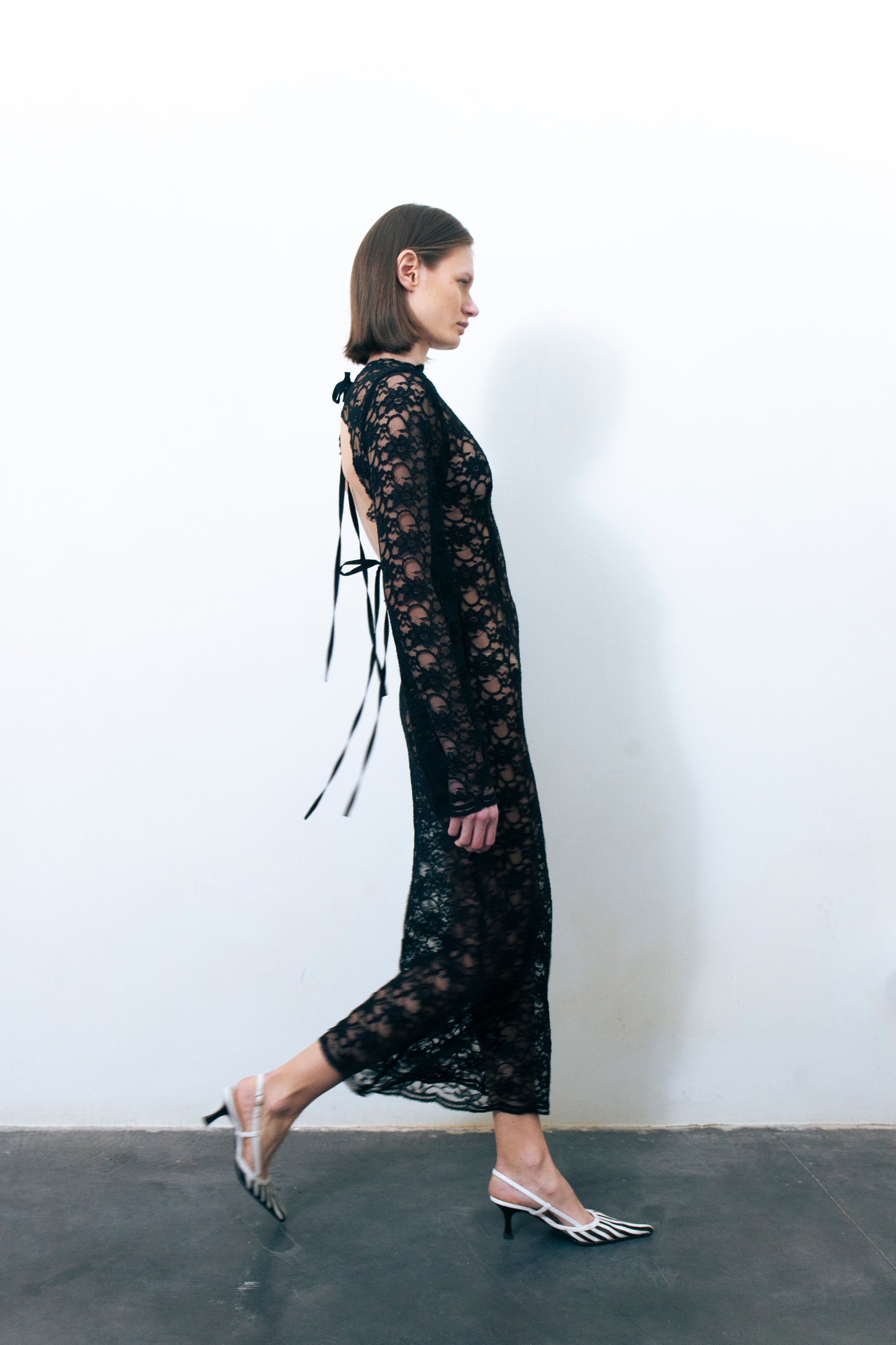 LUMIO LACE DRESS BLACK