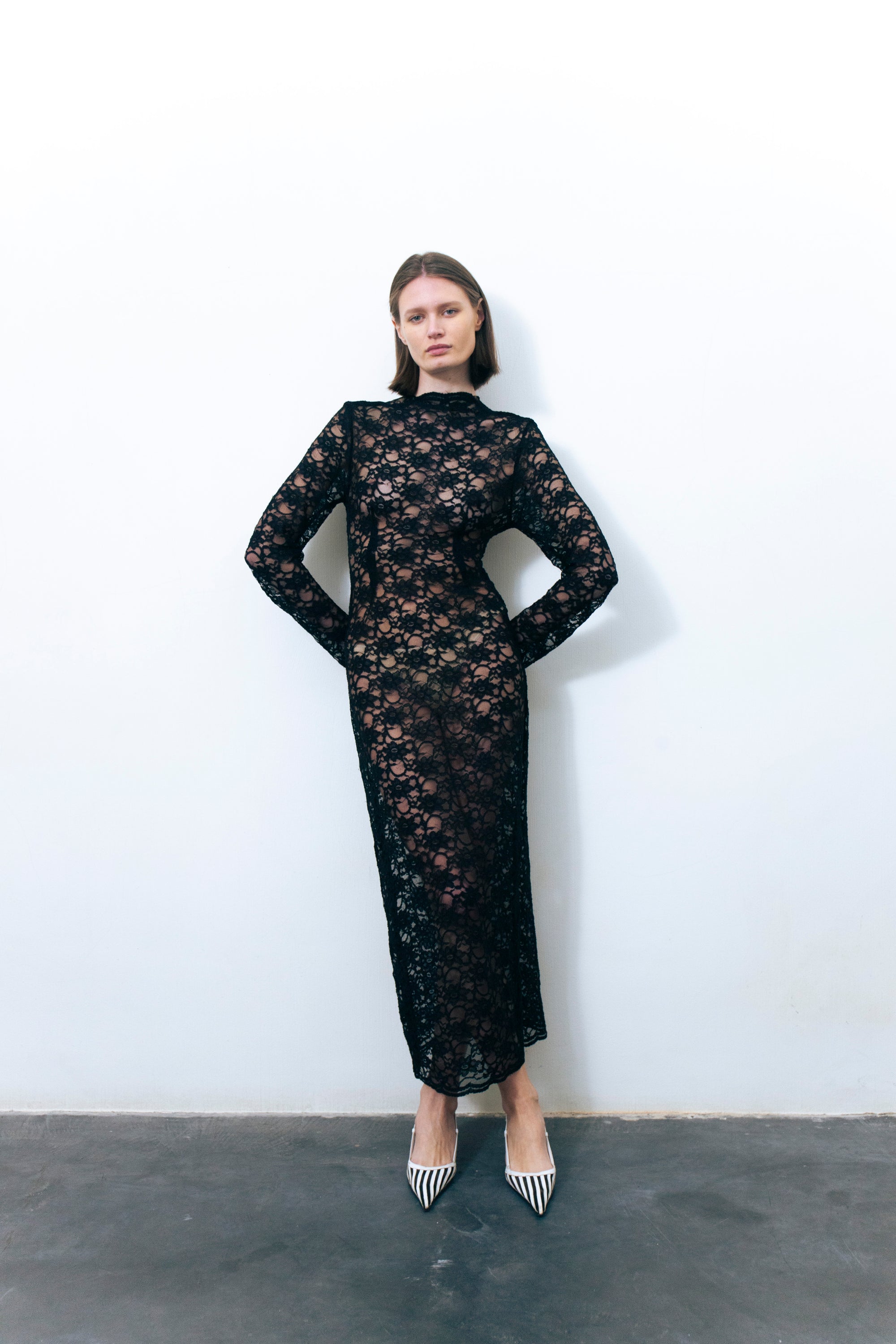 LUMIO LACE DRESS BLACK