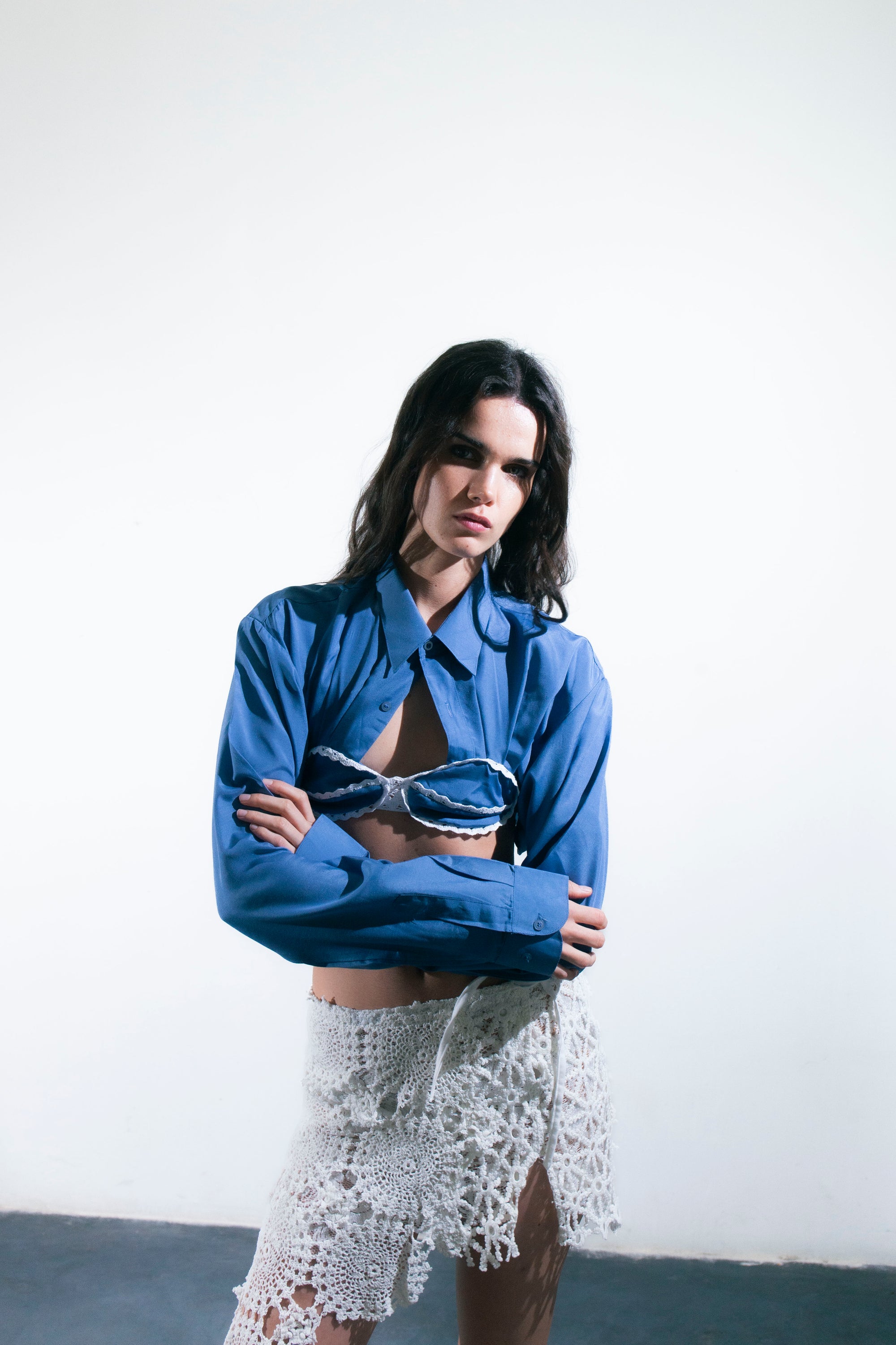 HANDKERCHIEF DARK BLUE SHIRT