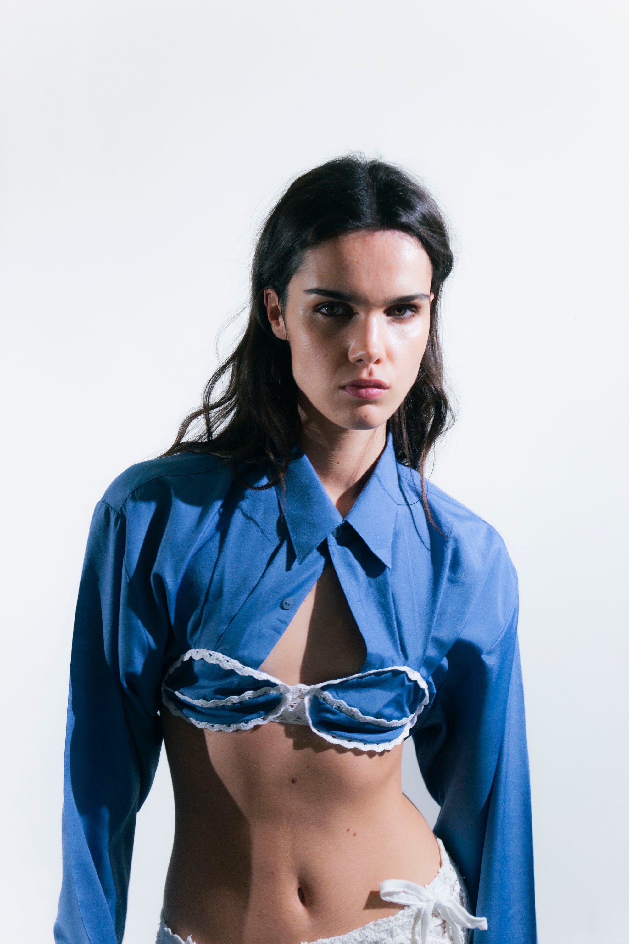 HANDKERCHIEF DARK BLUE SHIRT