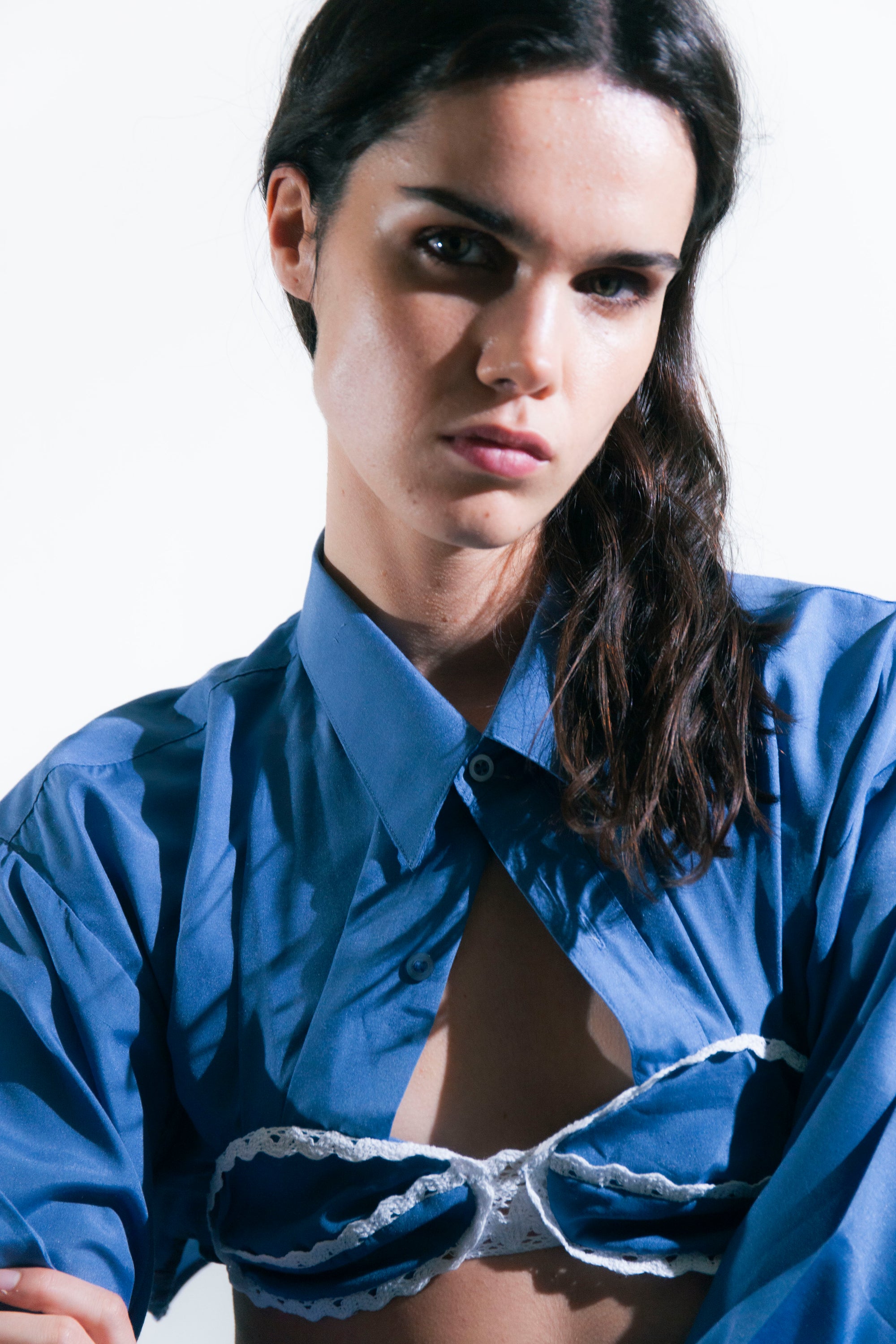 HANDKERCHIEF DARK BLUE SHIRT