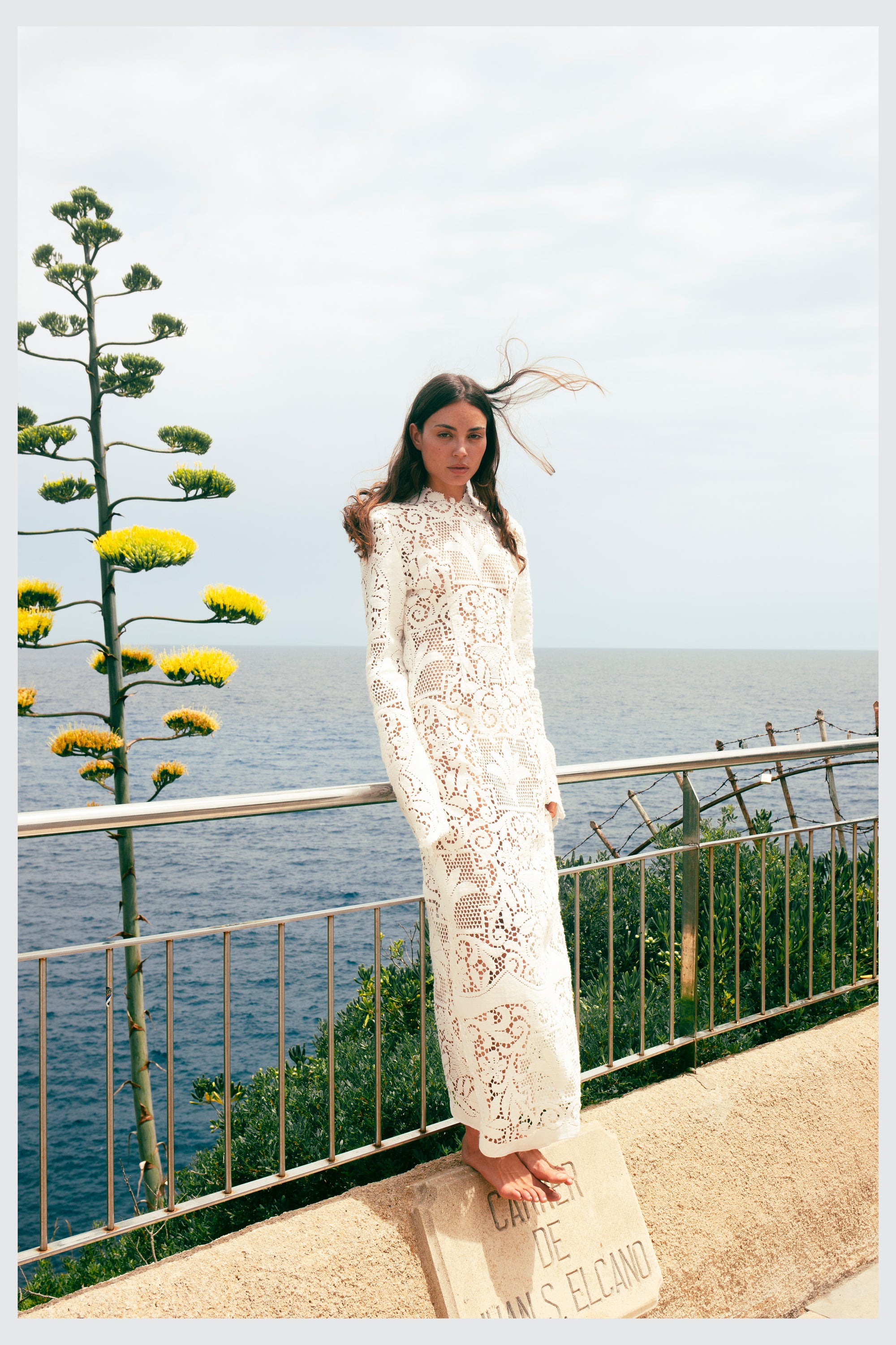 LUMIO LACE DRESS