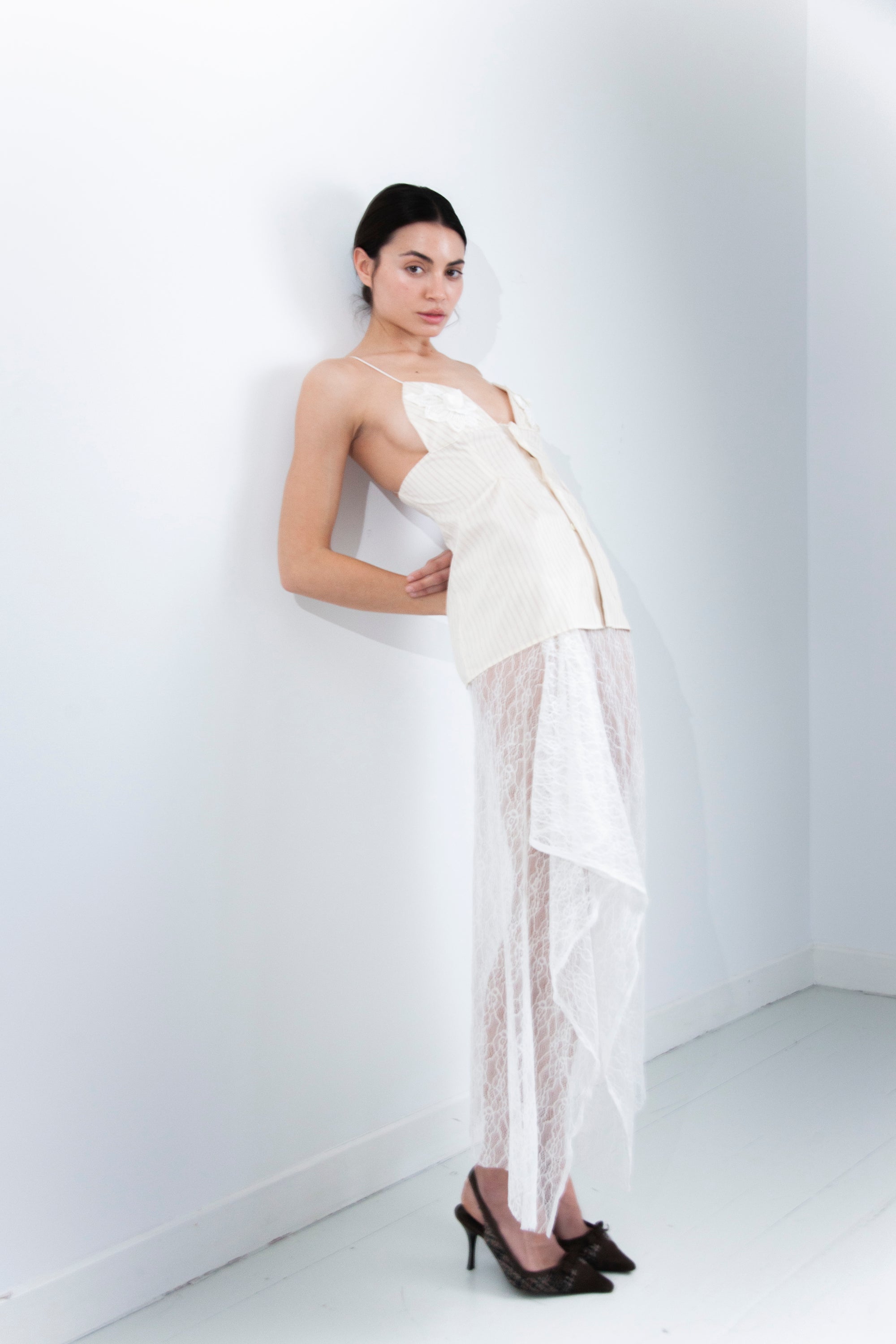 SAVANA LACE SKIRT