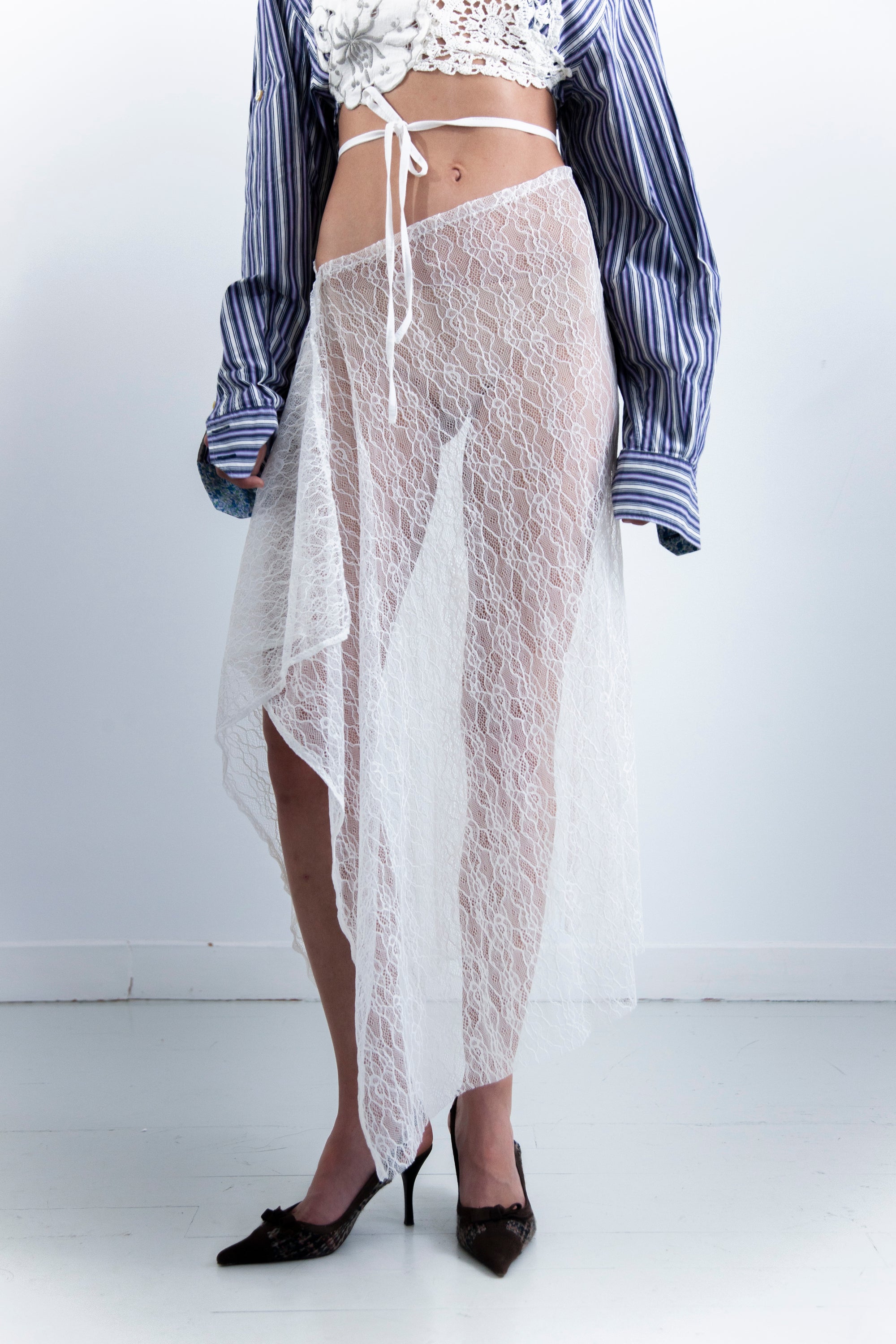 SAVANA LACE SKIRT