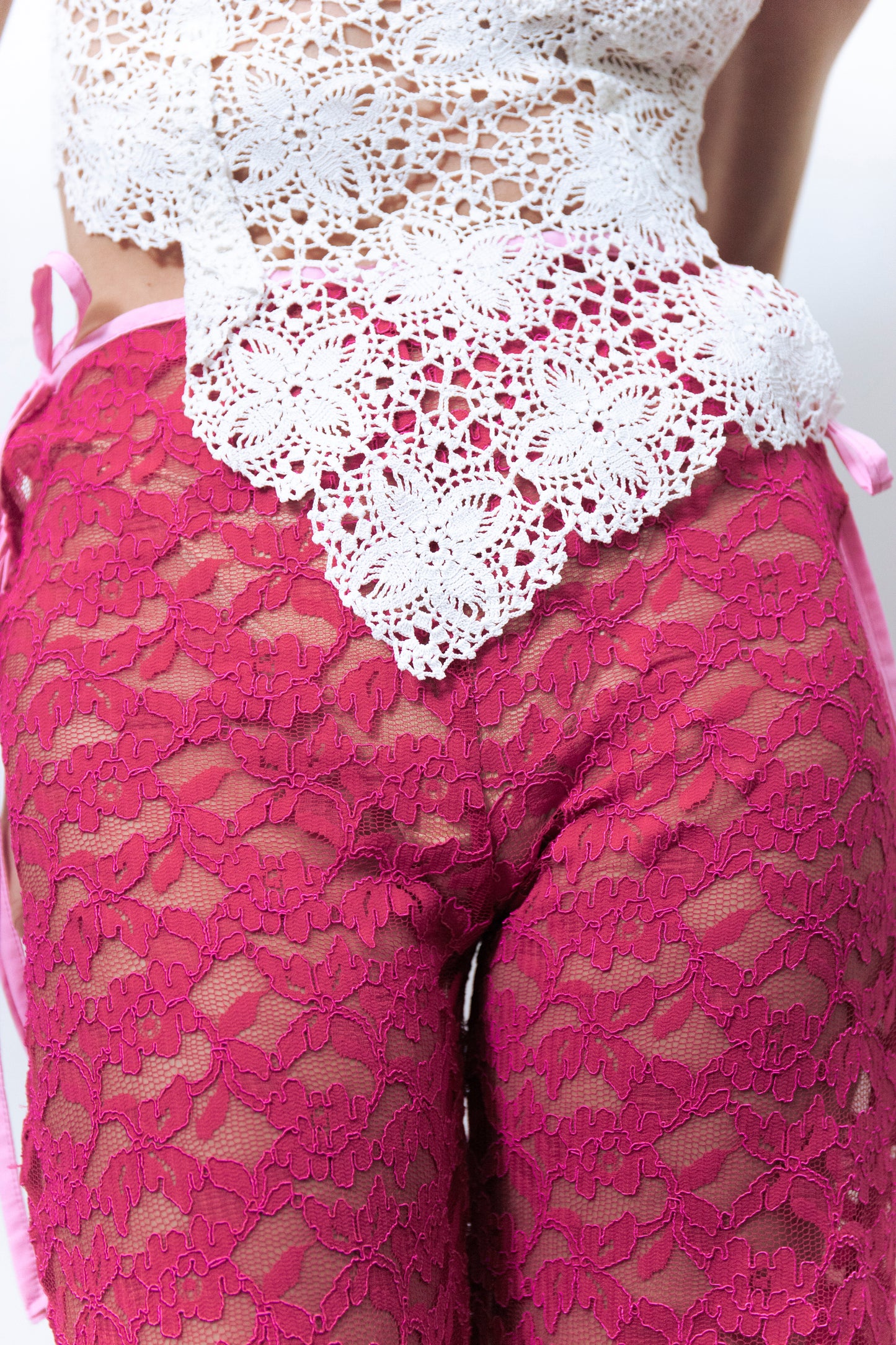 STRAPPY LACE TROUSERS PINK