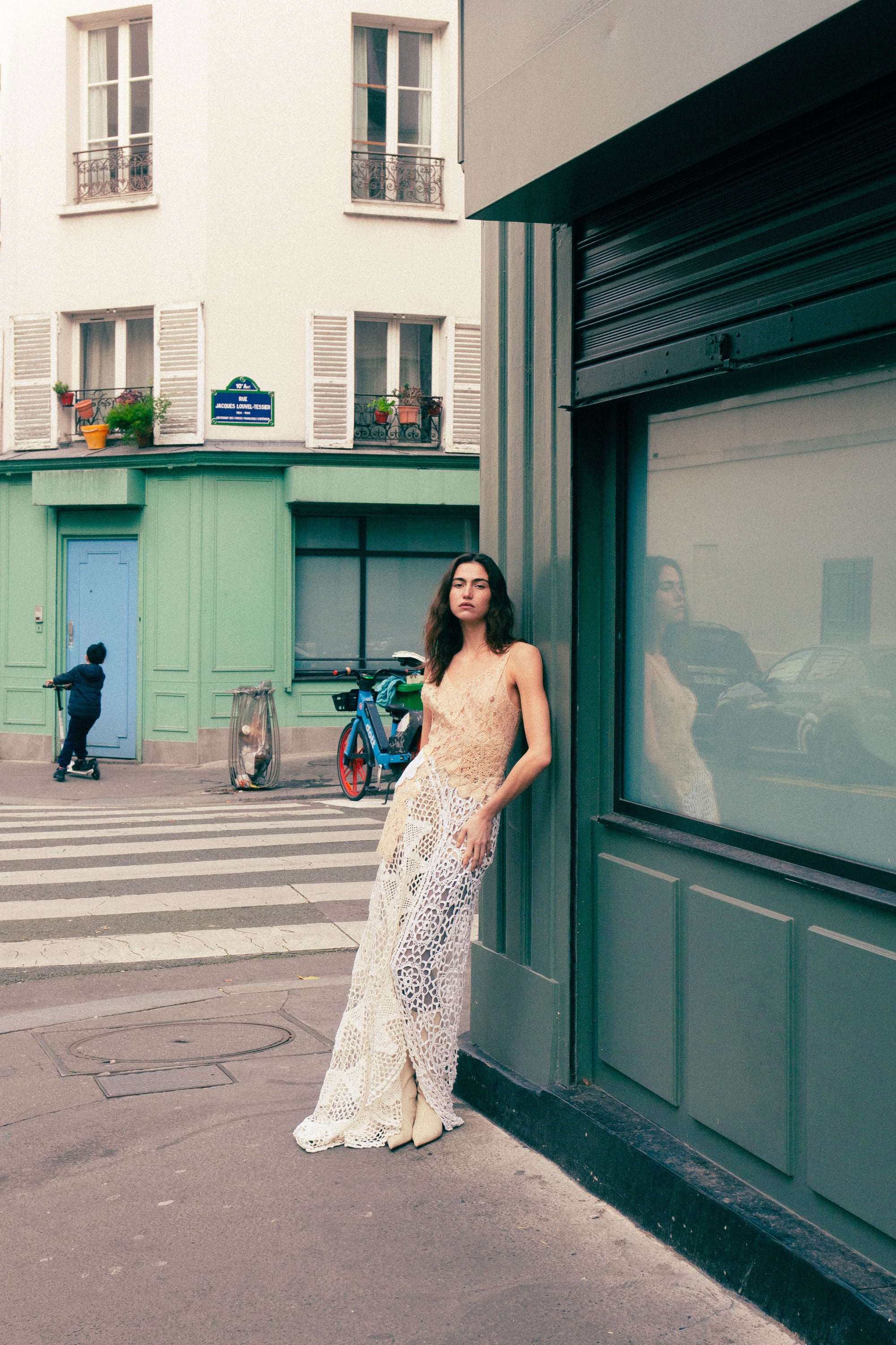 HANDKERCHIEF DRESS MAXI