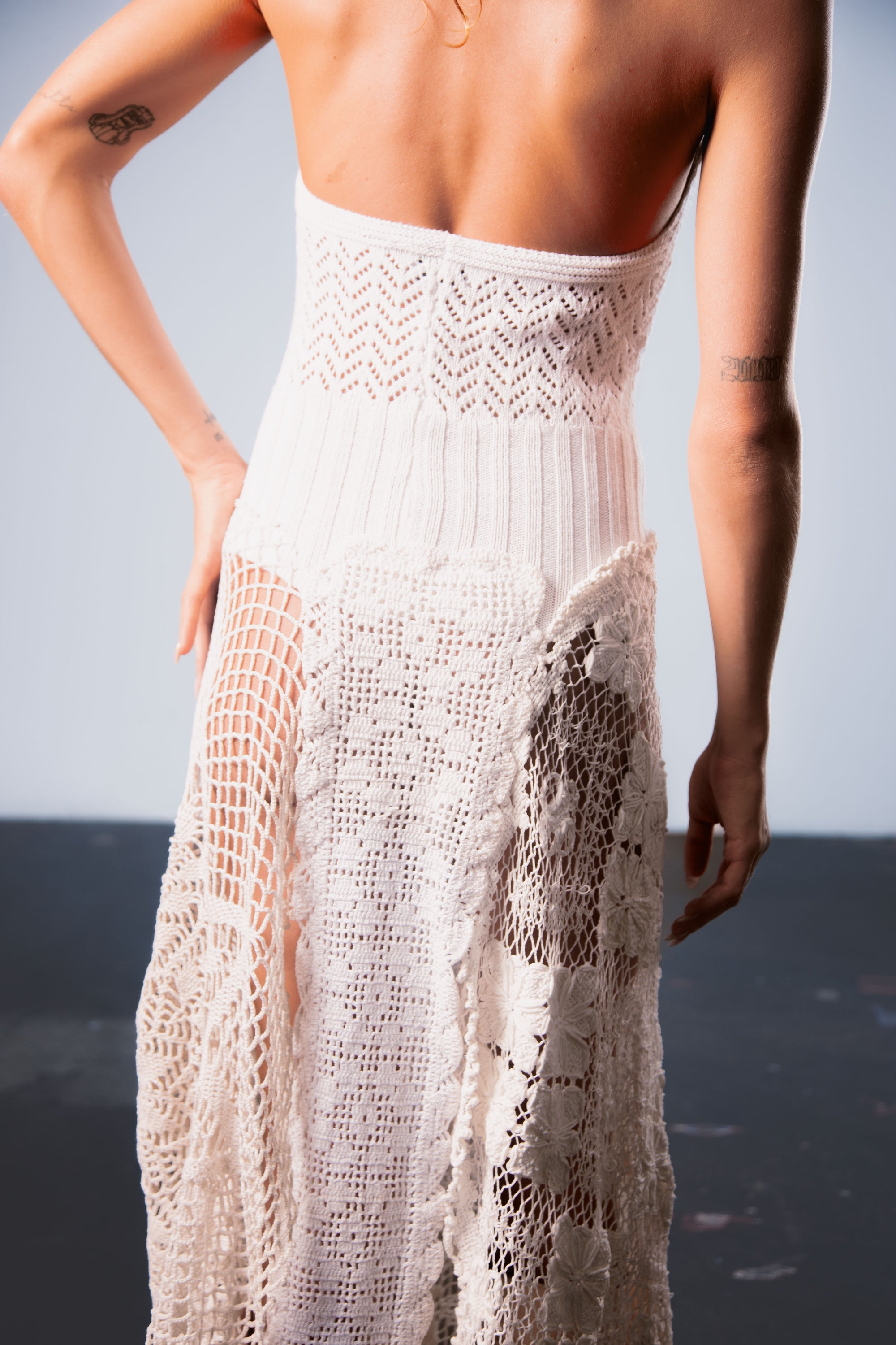 HANDKERCHIEF DRESS HALTER