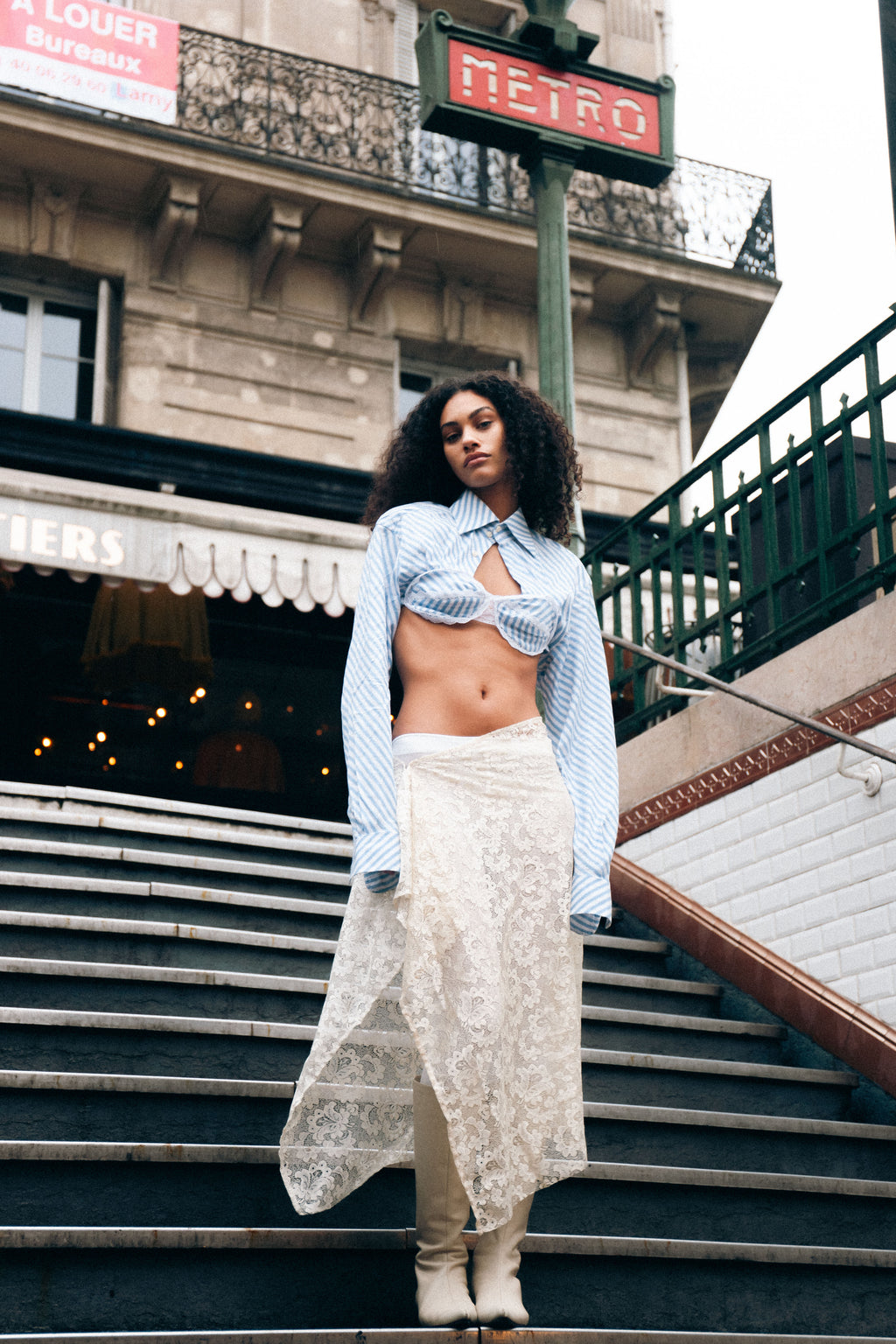 SAVANA LACE SKIRT