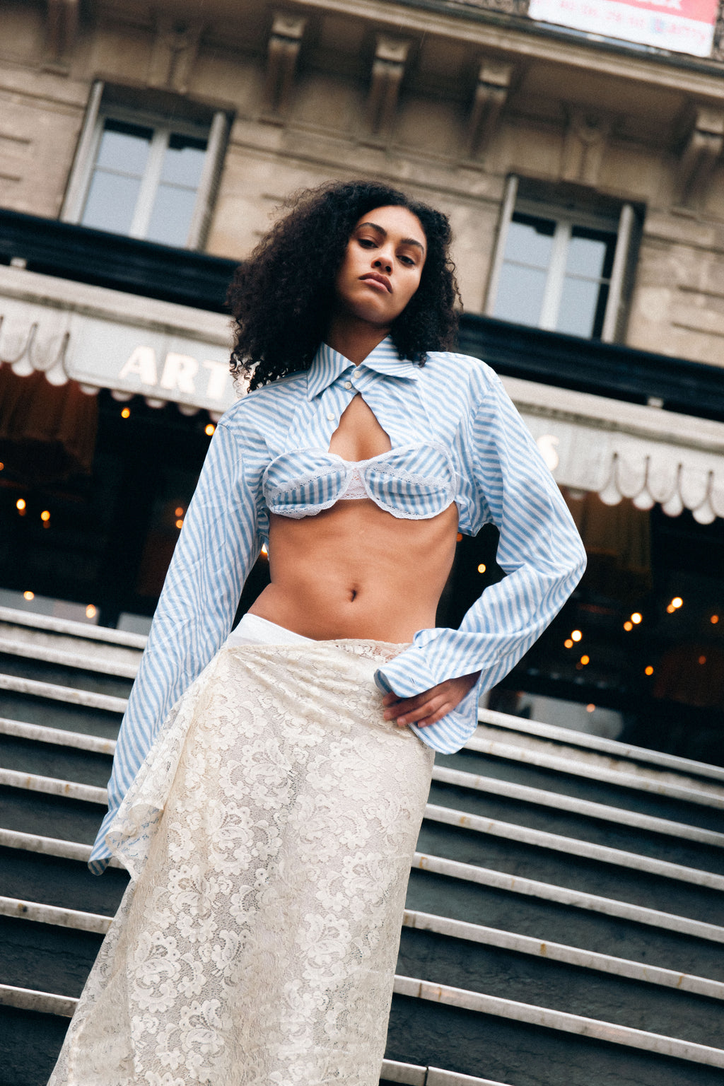 SAVANA LACE SKIRT