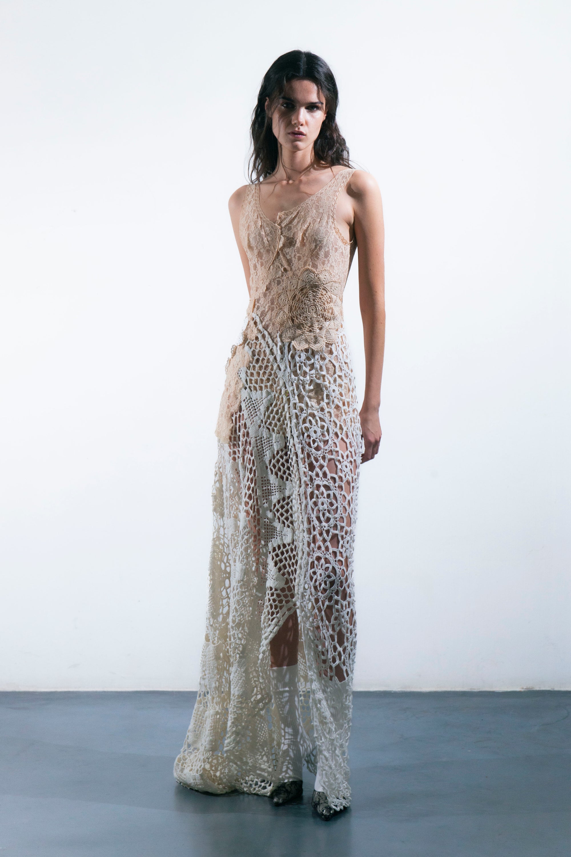 HANDKERCHIEF DRESS MAXI