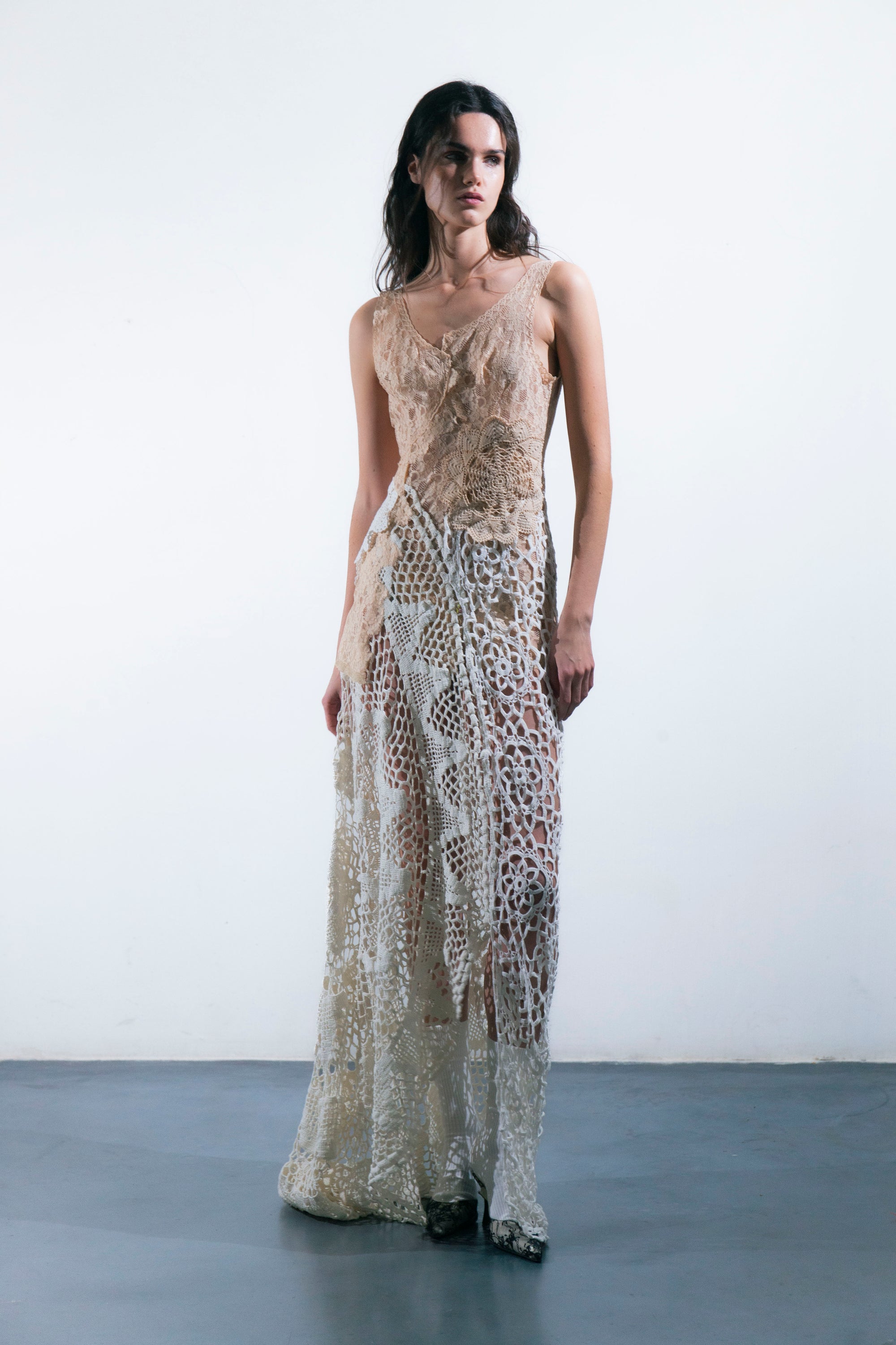 HANDKERCHIEF DRESS MAXI