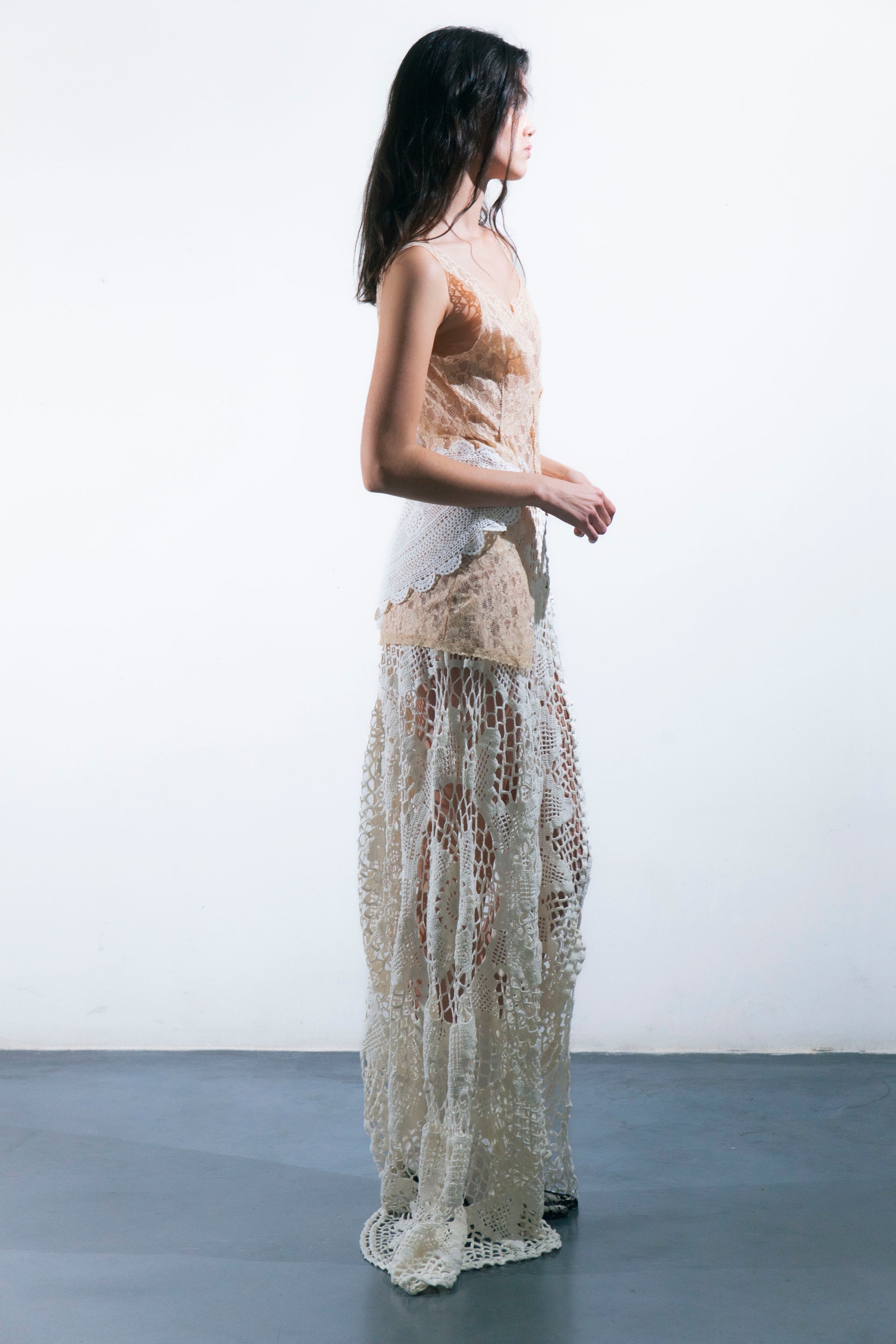 HANDKERCHIEF DRESS MAXI