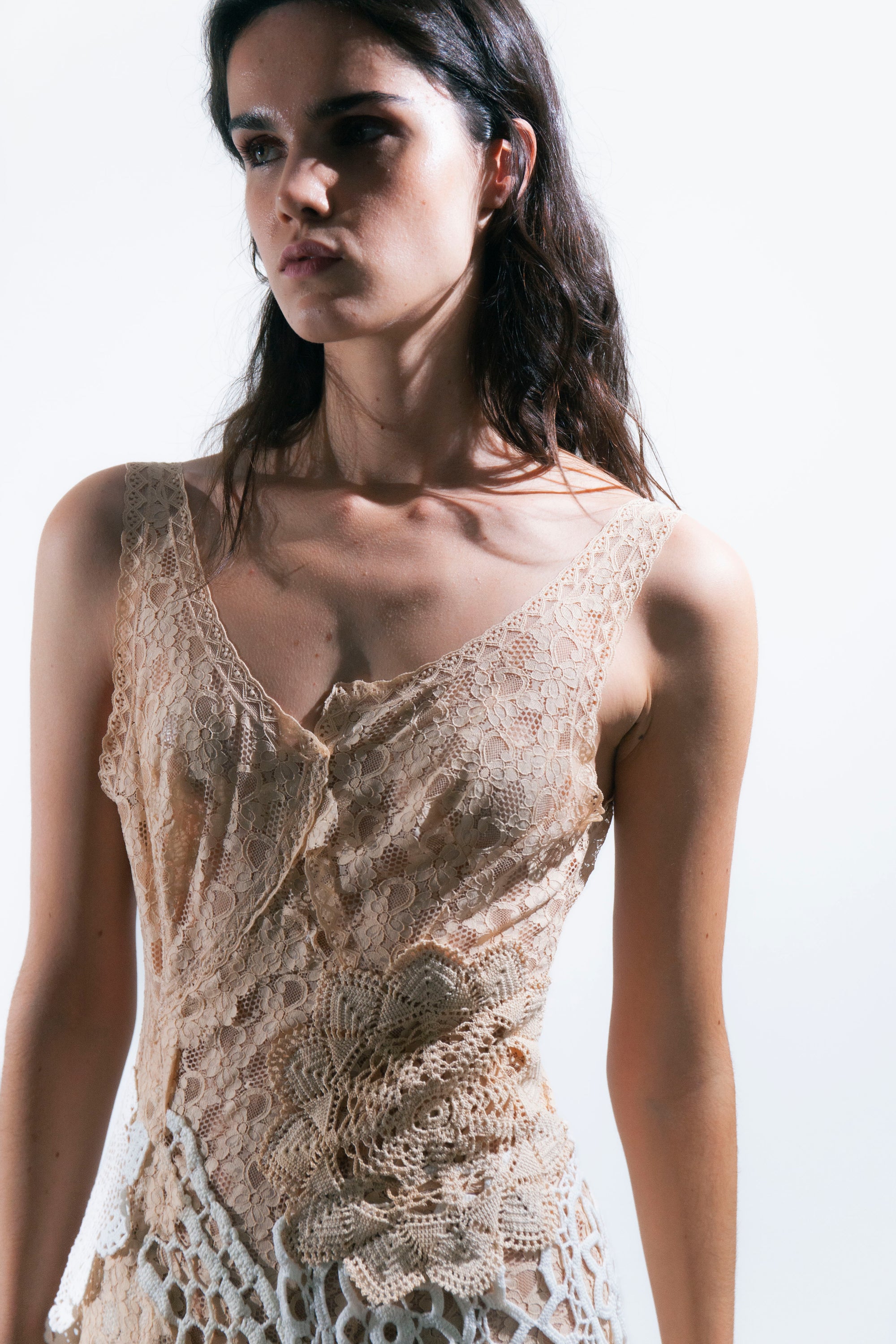 HANDKERCHIEF DRESS MAXI