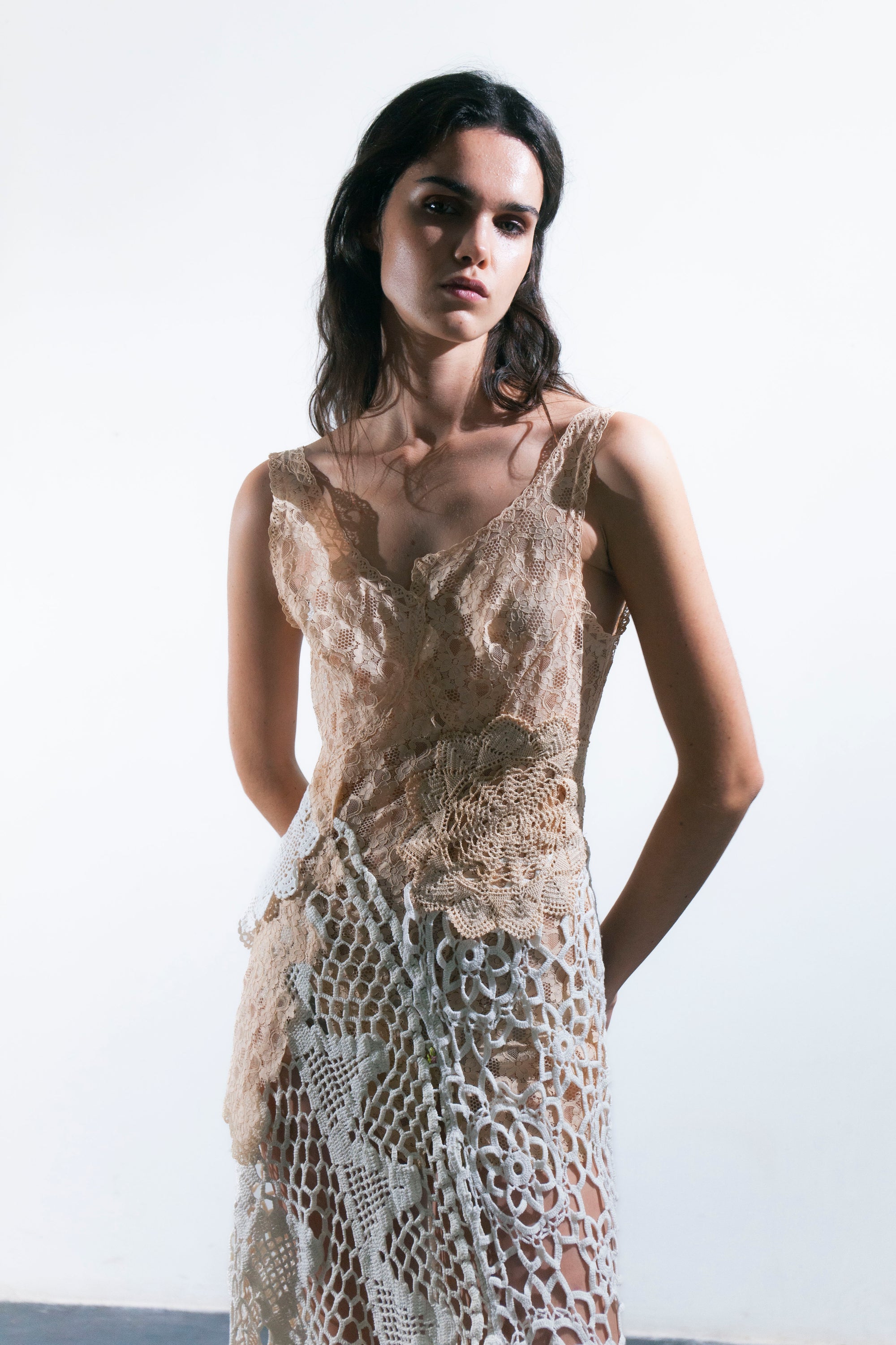 HANDKERCHIEF DRESS MAXI