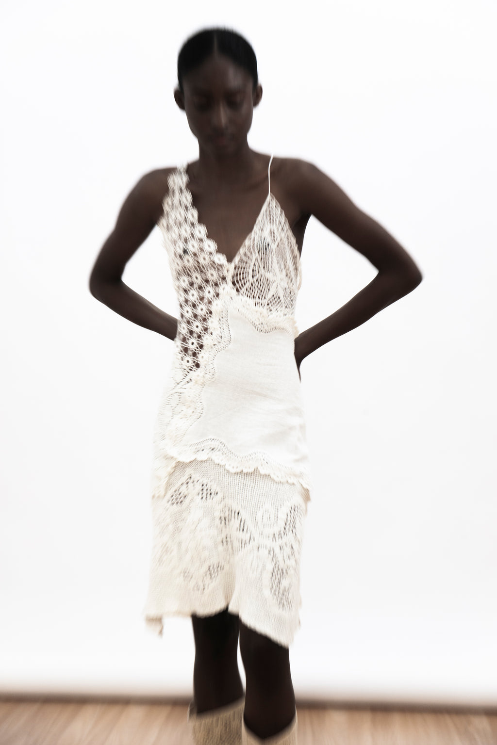 WINNY HANDKERCHIEF DRESS