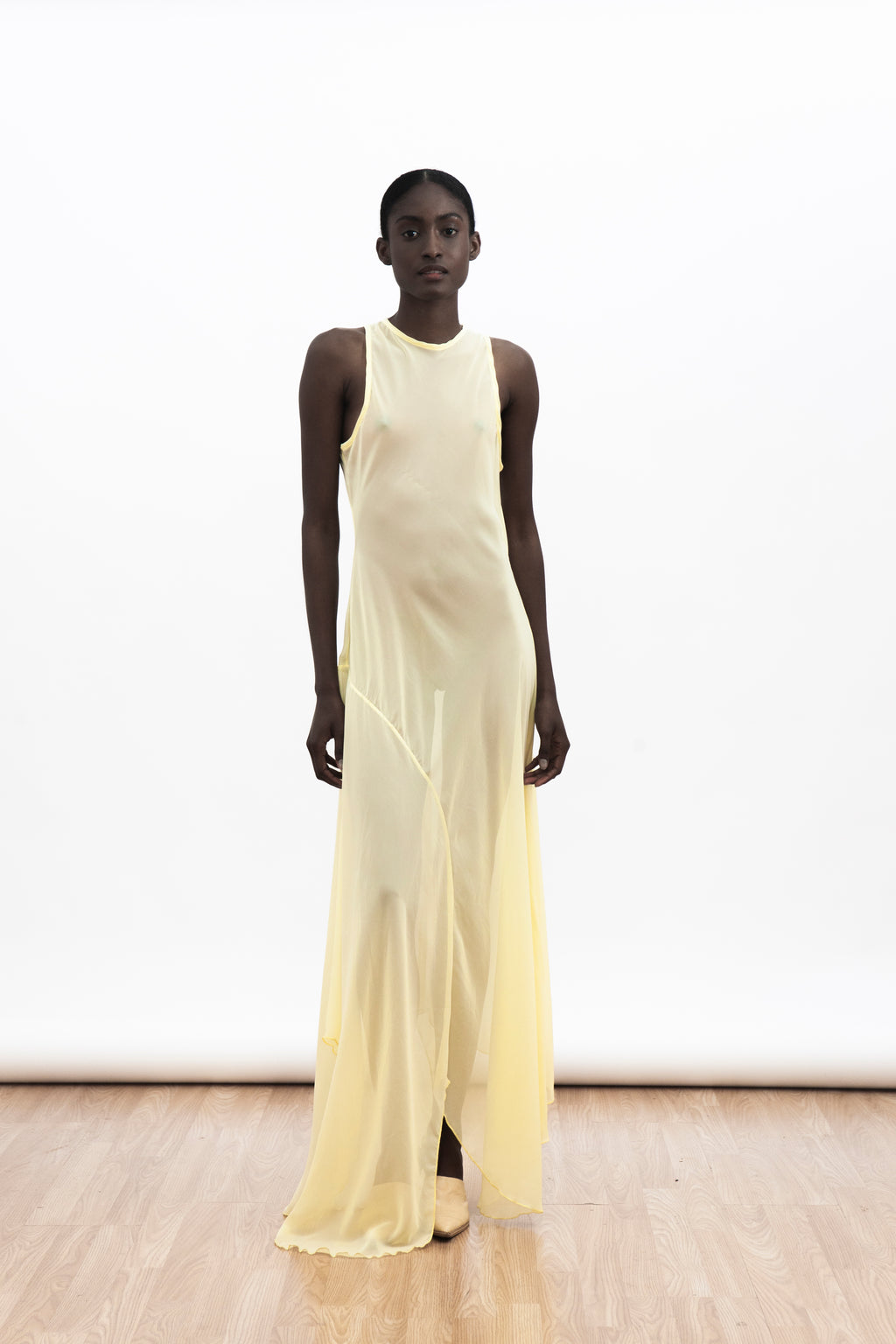 FLOWY YELLOW DRESS