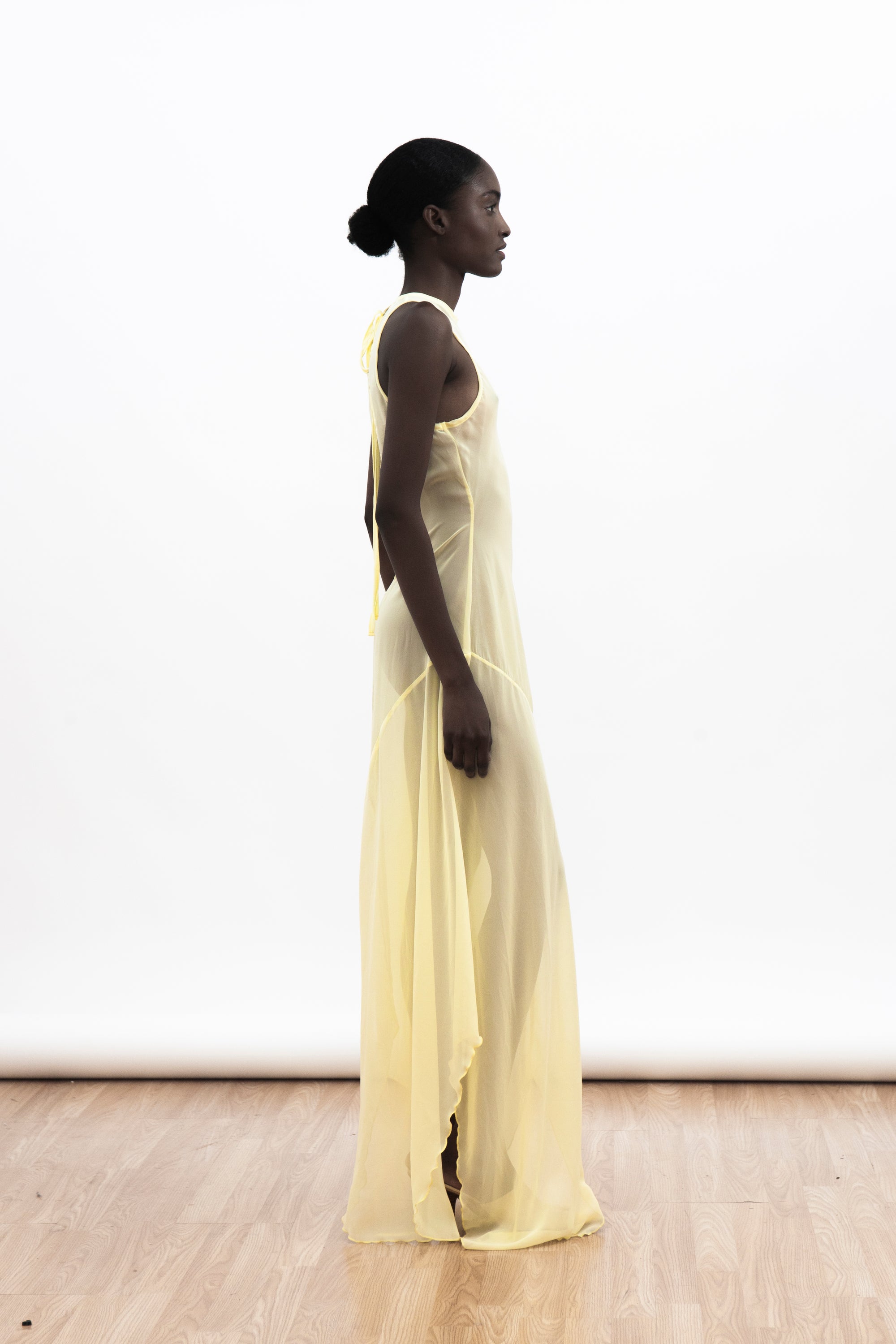 FLOWY YELLOW DRESS