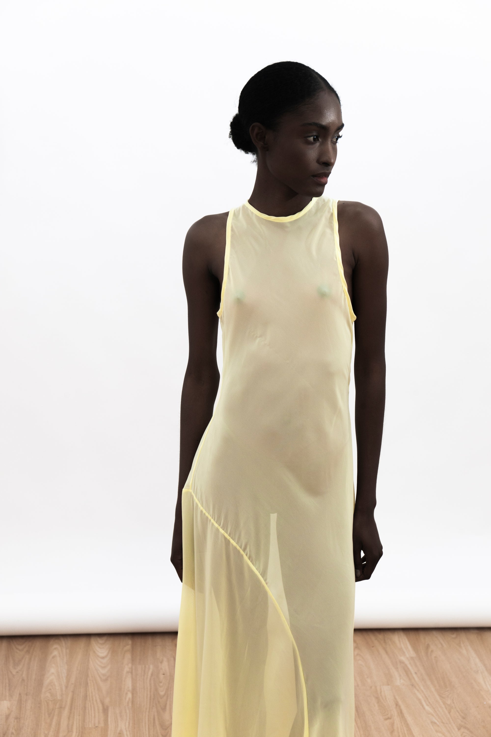 FLOWY YELLOW DRESS