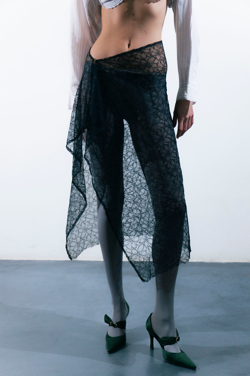 SAVANA BLACK LACE SKIRT