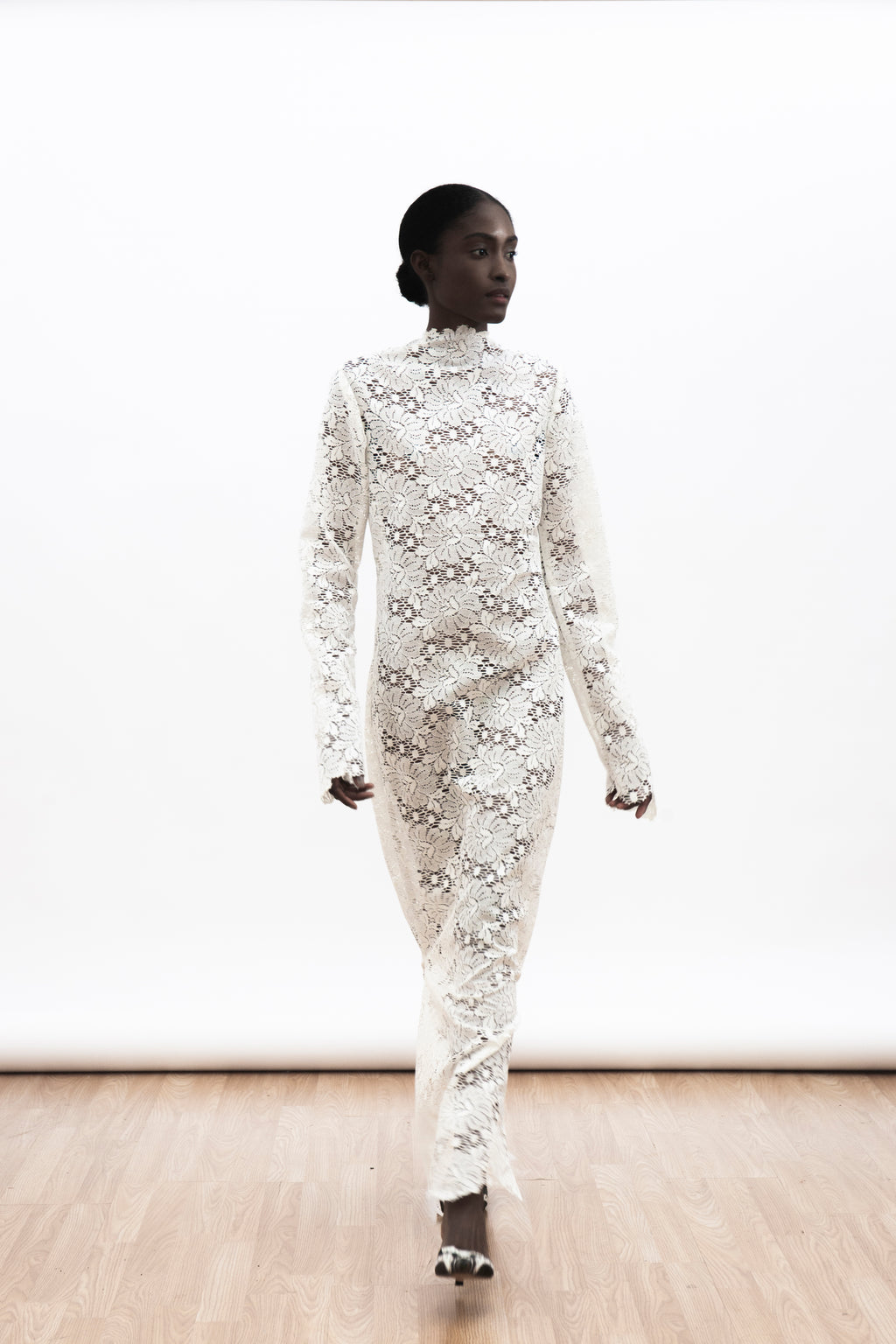 LUMIO LACE DRESS