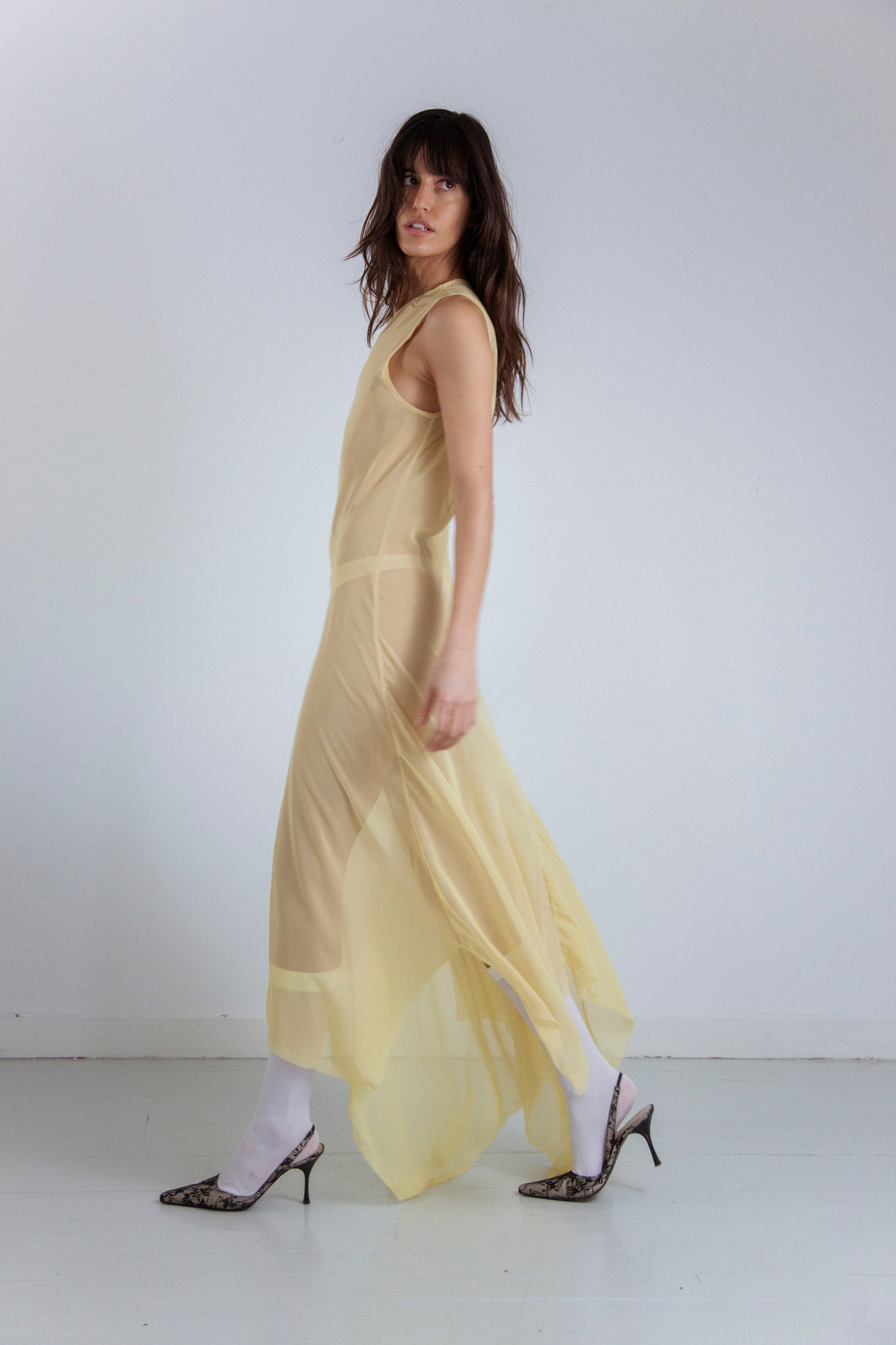 FLOWY YELLOW DRESS FLOWY YELLOW DRESS