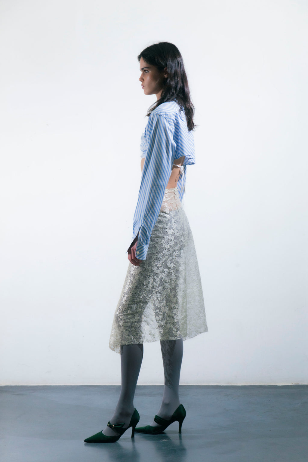 SAVANA LACE SKIRT