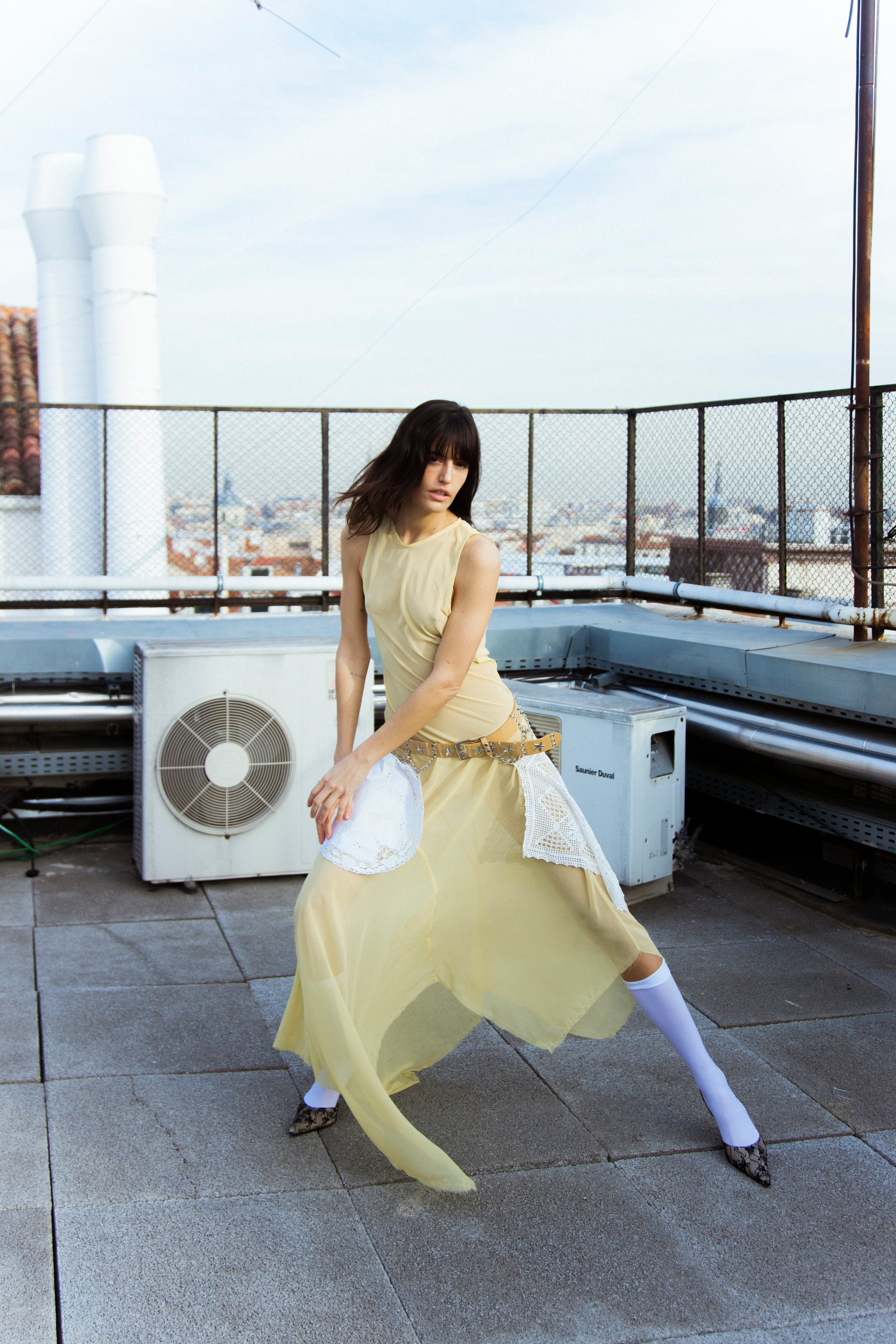 FLOWY YELLOW DRESS FLOWY YELLOW DRESS