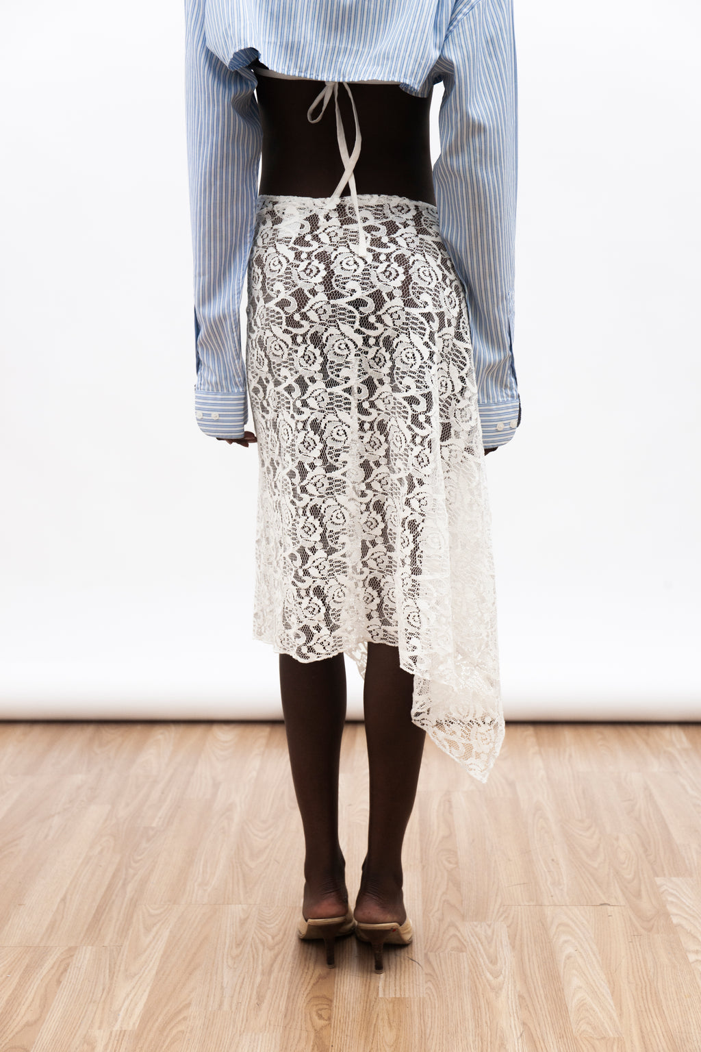 SAVANA LACE SKIRT