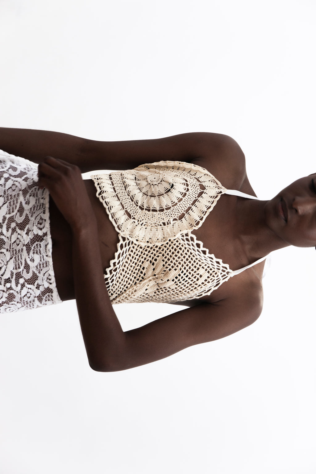 DILAN HANDKERCHIEF TOP