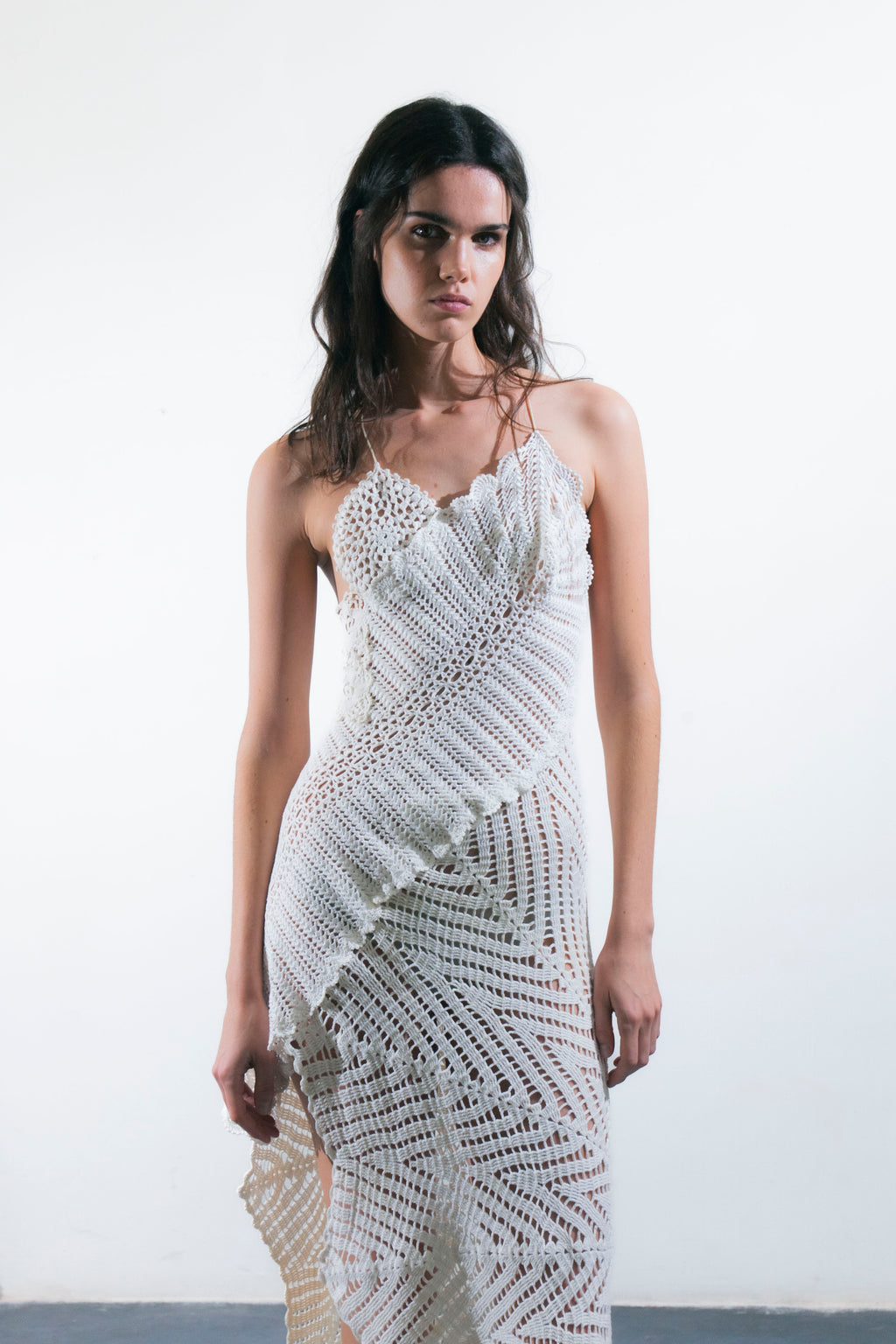 HANDKERCHIEF DRESS MAXI