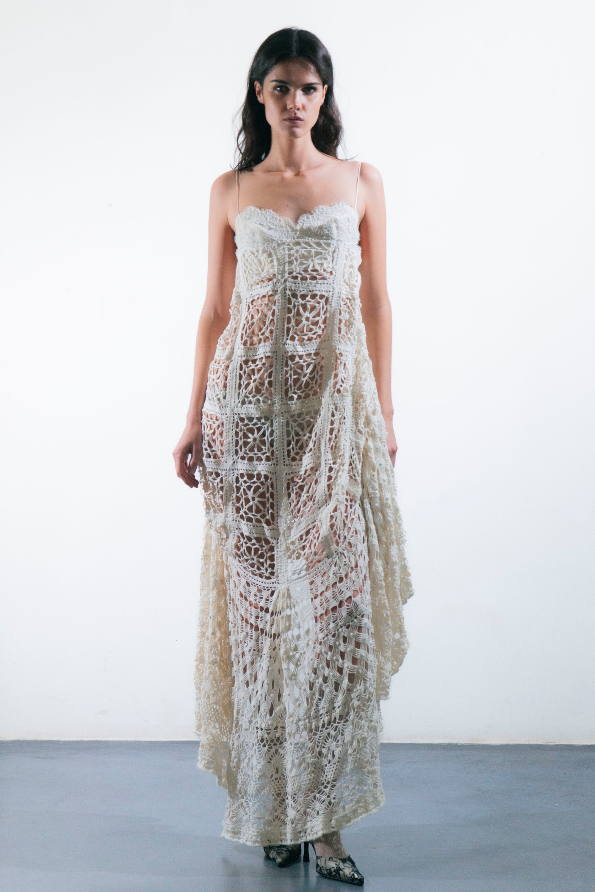 HANDKERCHIEF DRESS MAXI