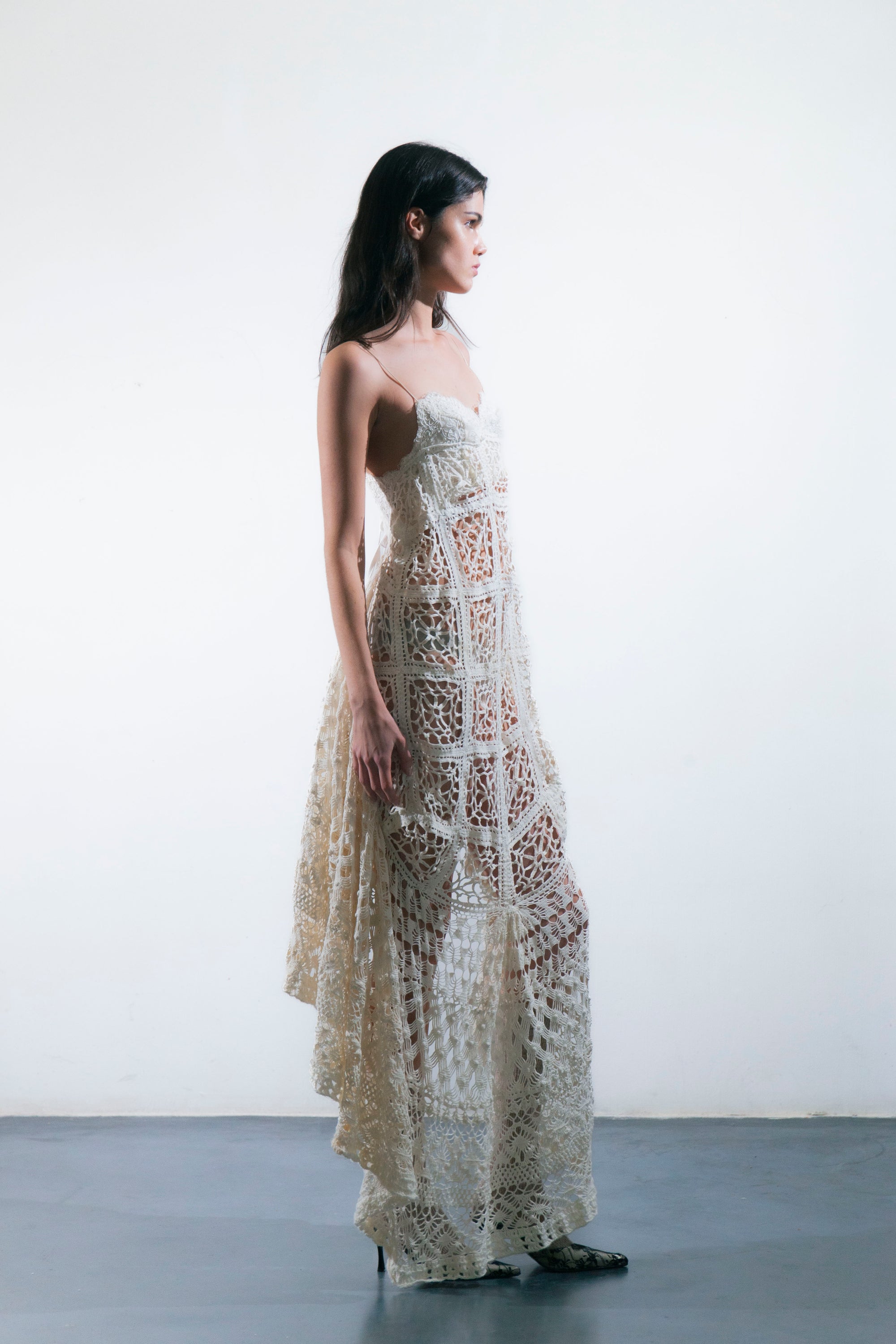 HANDKERCHIEF DRESS MAXI