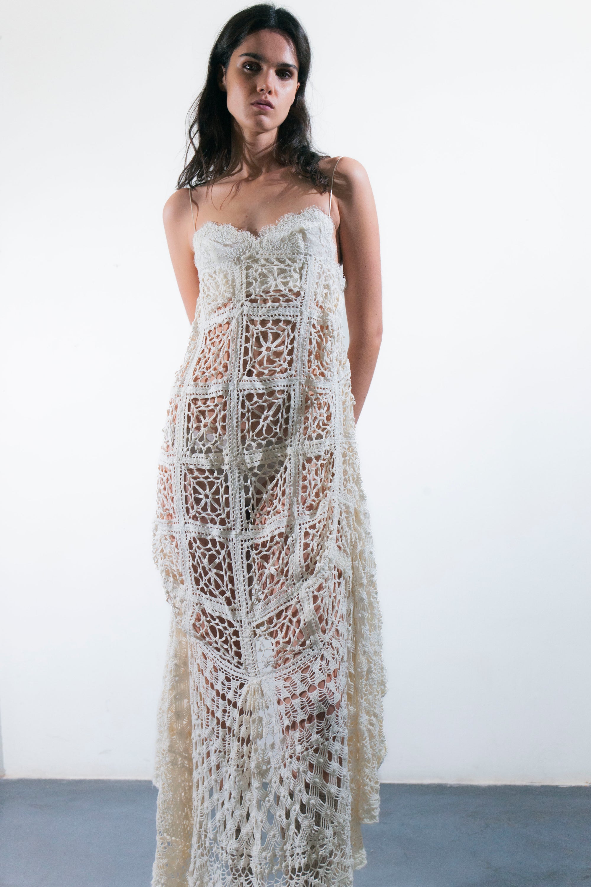HANDKERCHIEF DRESS MAXI