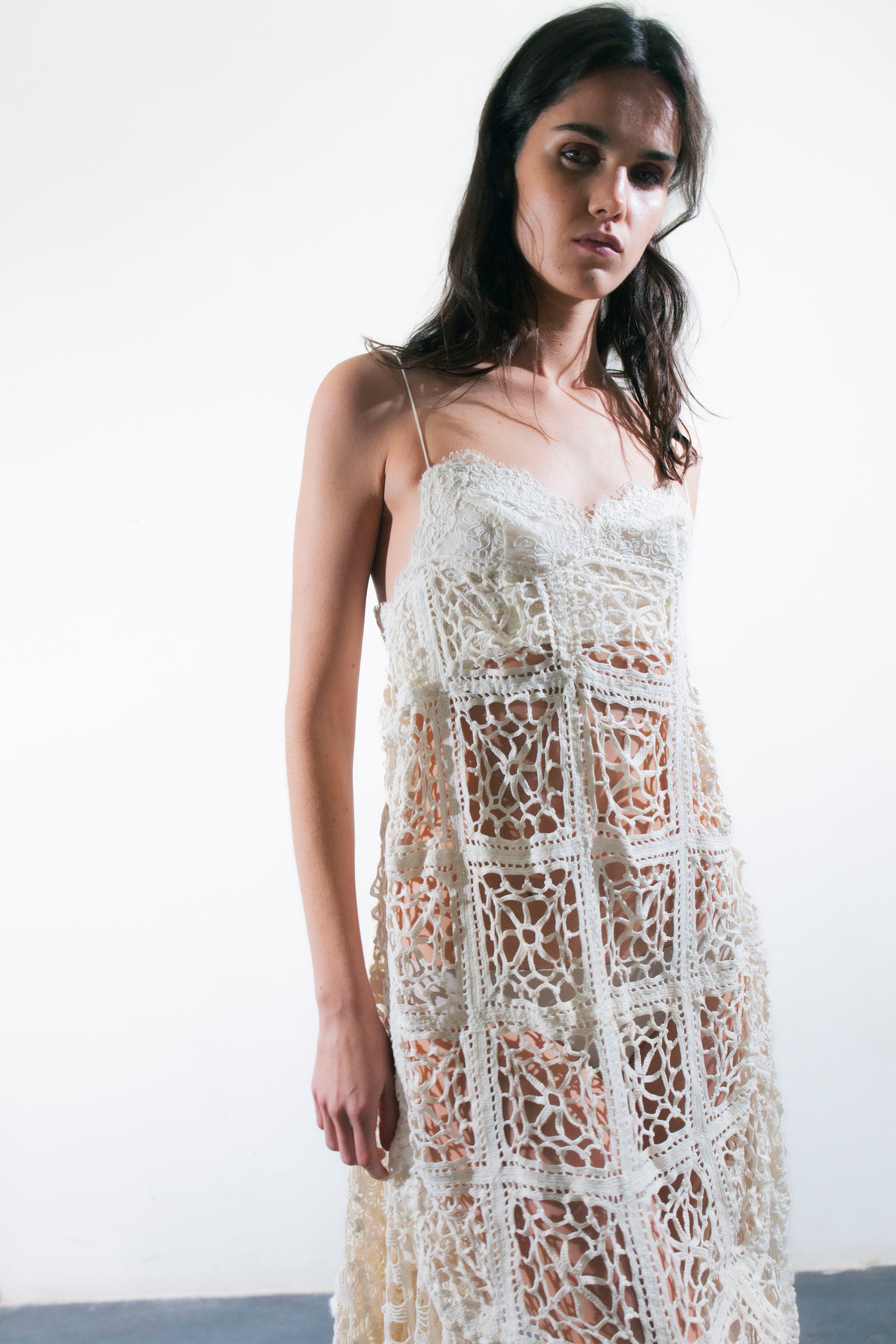 HANDKERCHIEF DRESS MAXI