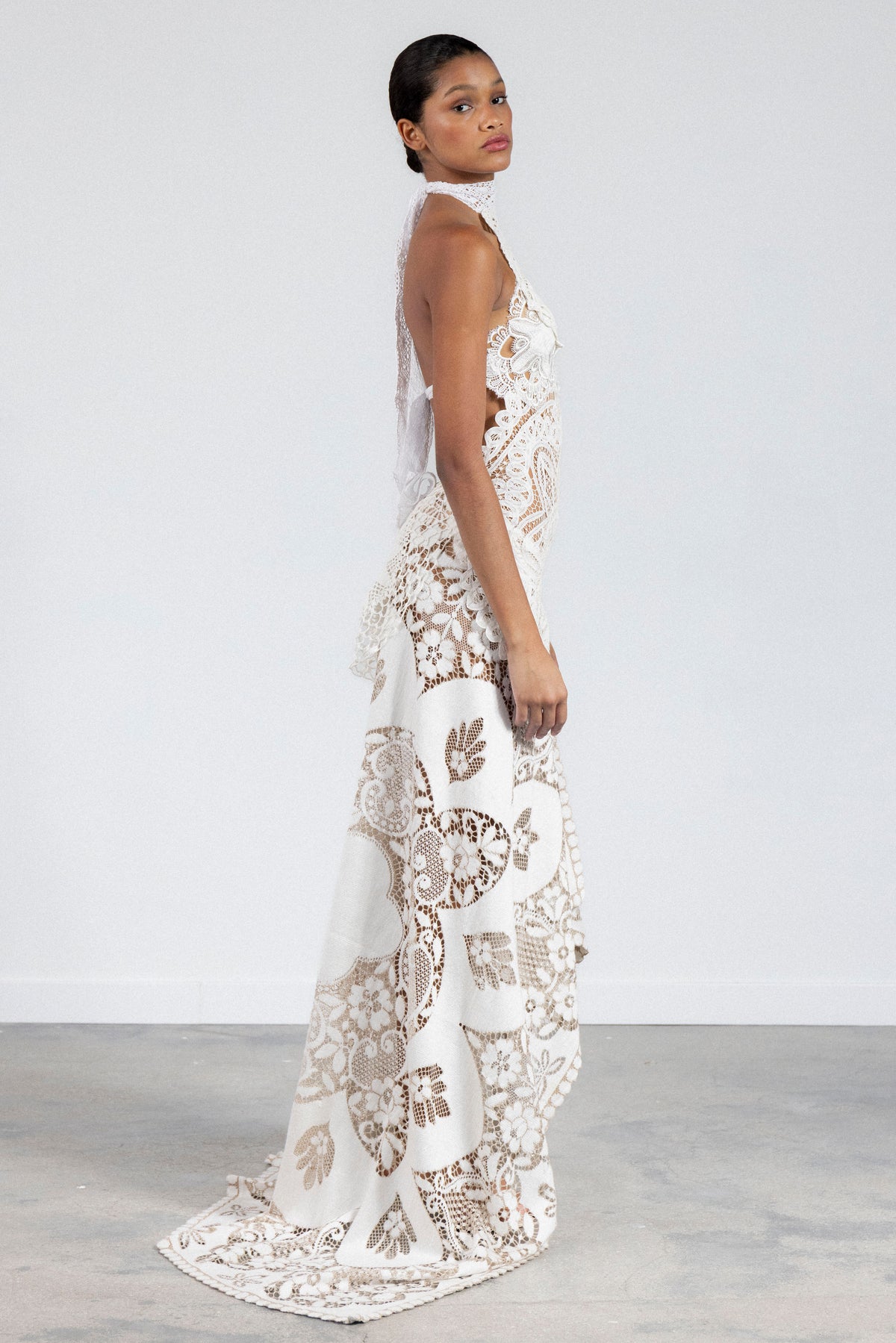 REDS DRESS