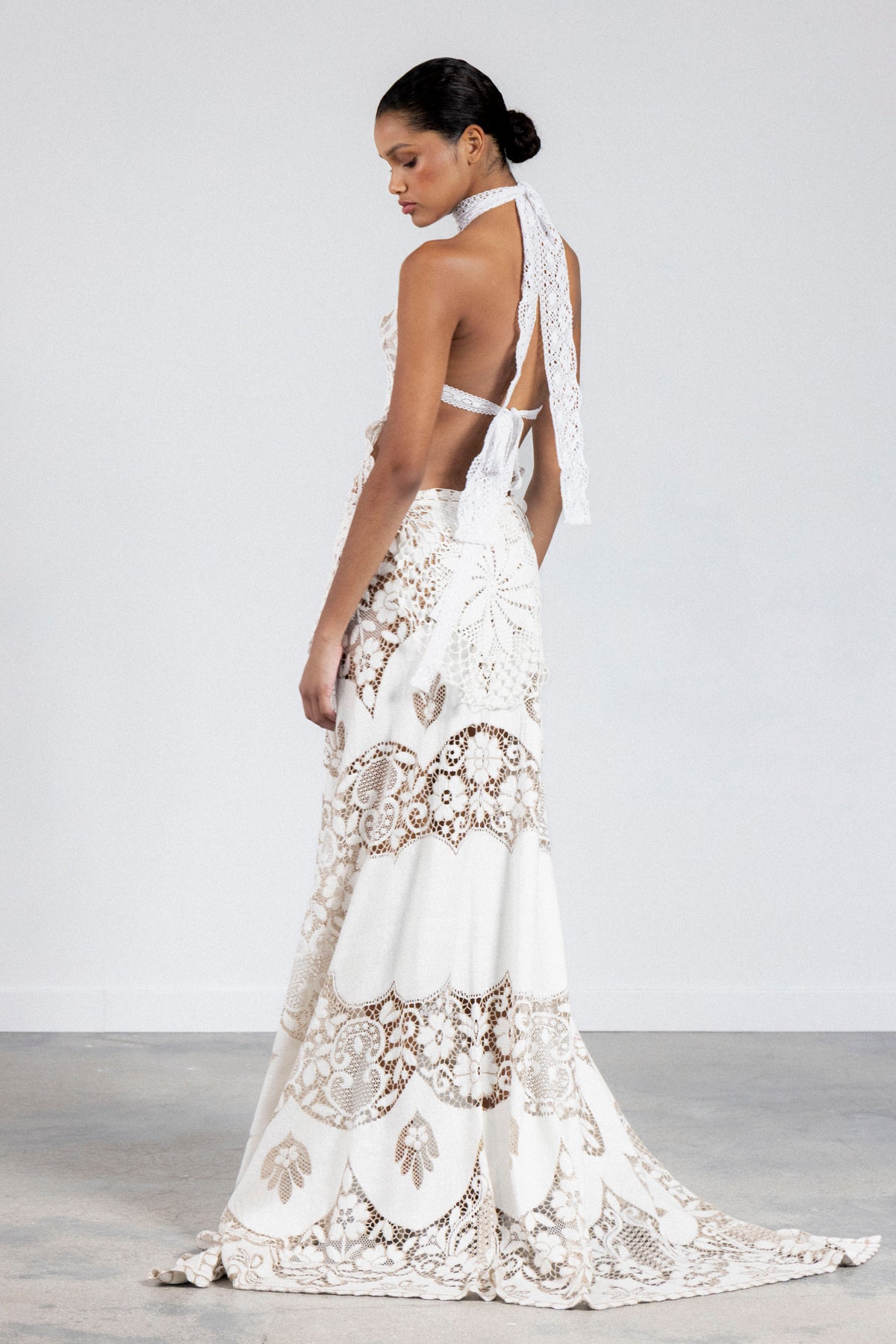 REDS DRESS