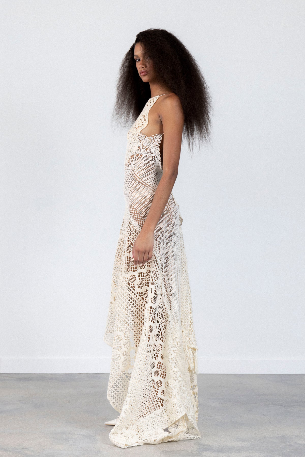 KNEES DRESS