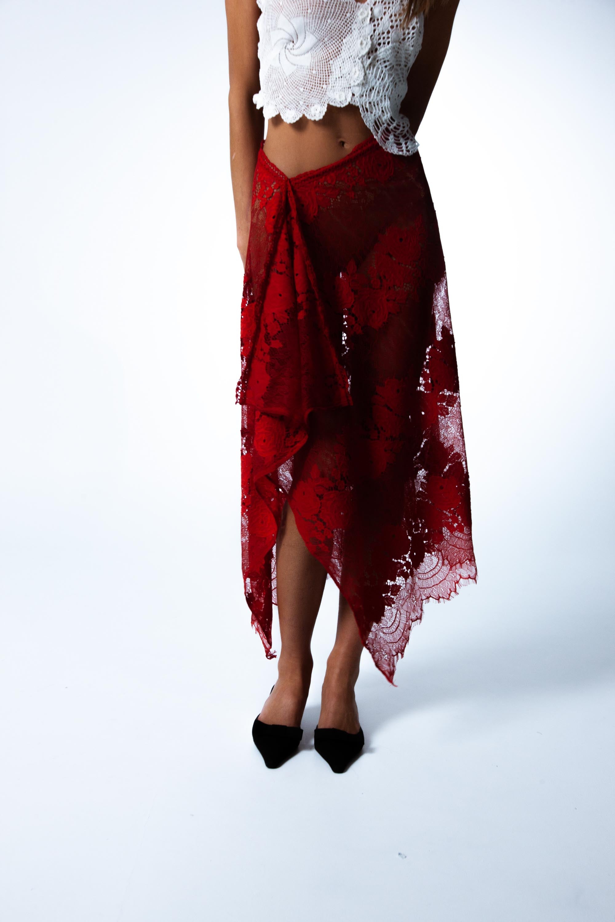 SAVANA LACE SKIRT RED