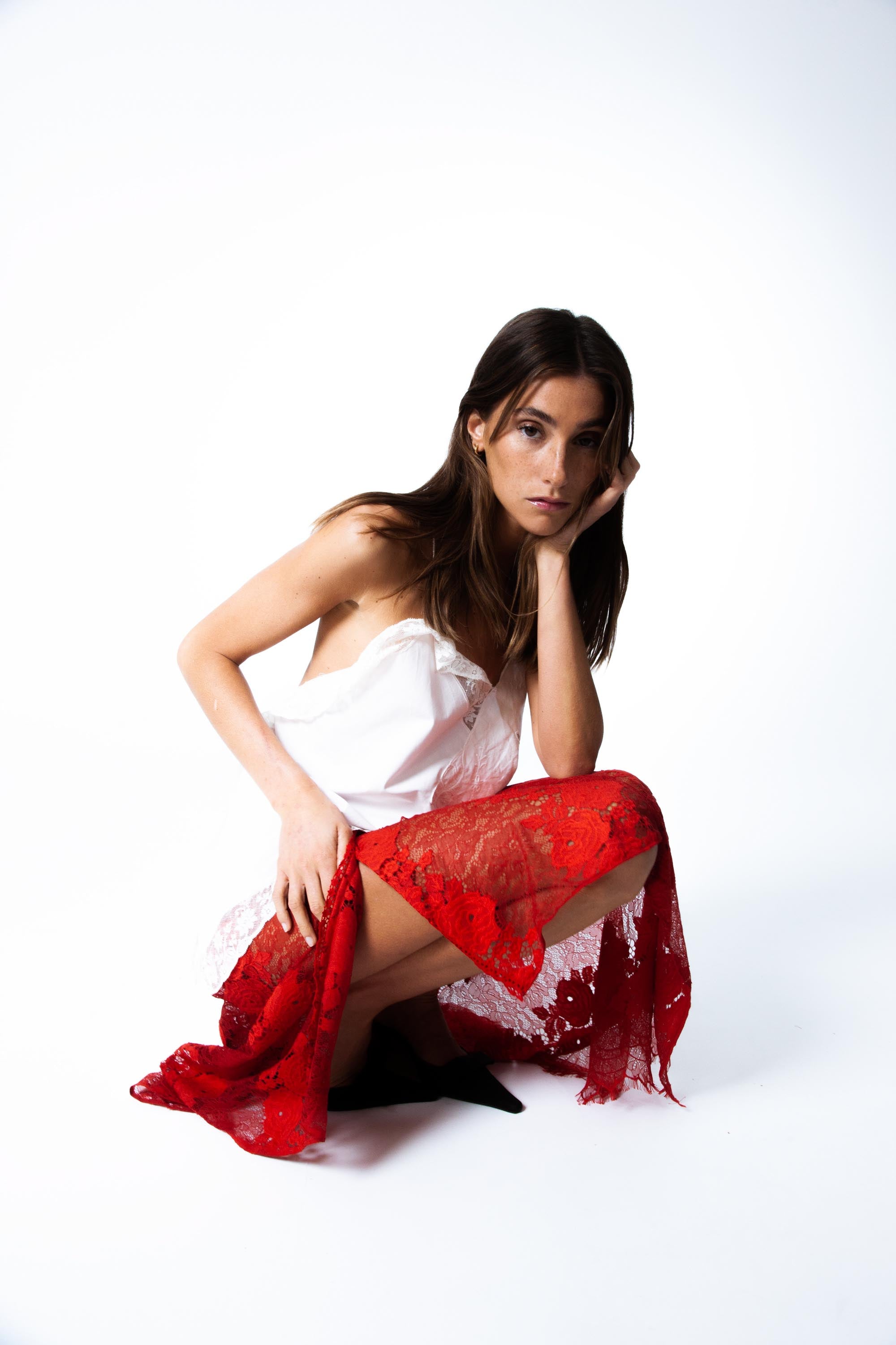 SAVANA LACE SKIRT RED