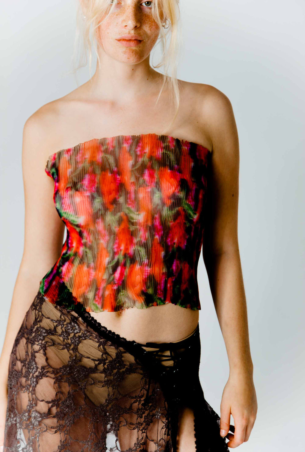 TUBE TOP RED